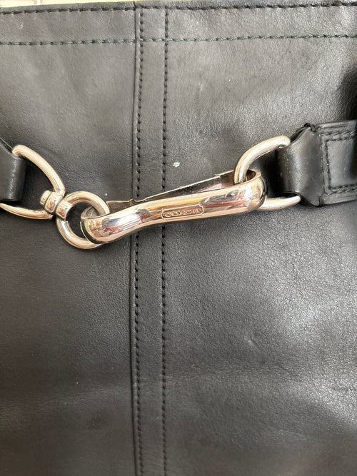 Vintage Coach black leather clip Hampton shoulder bag