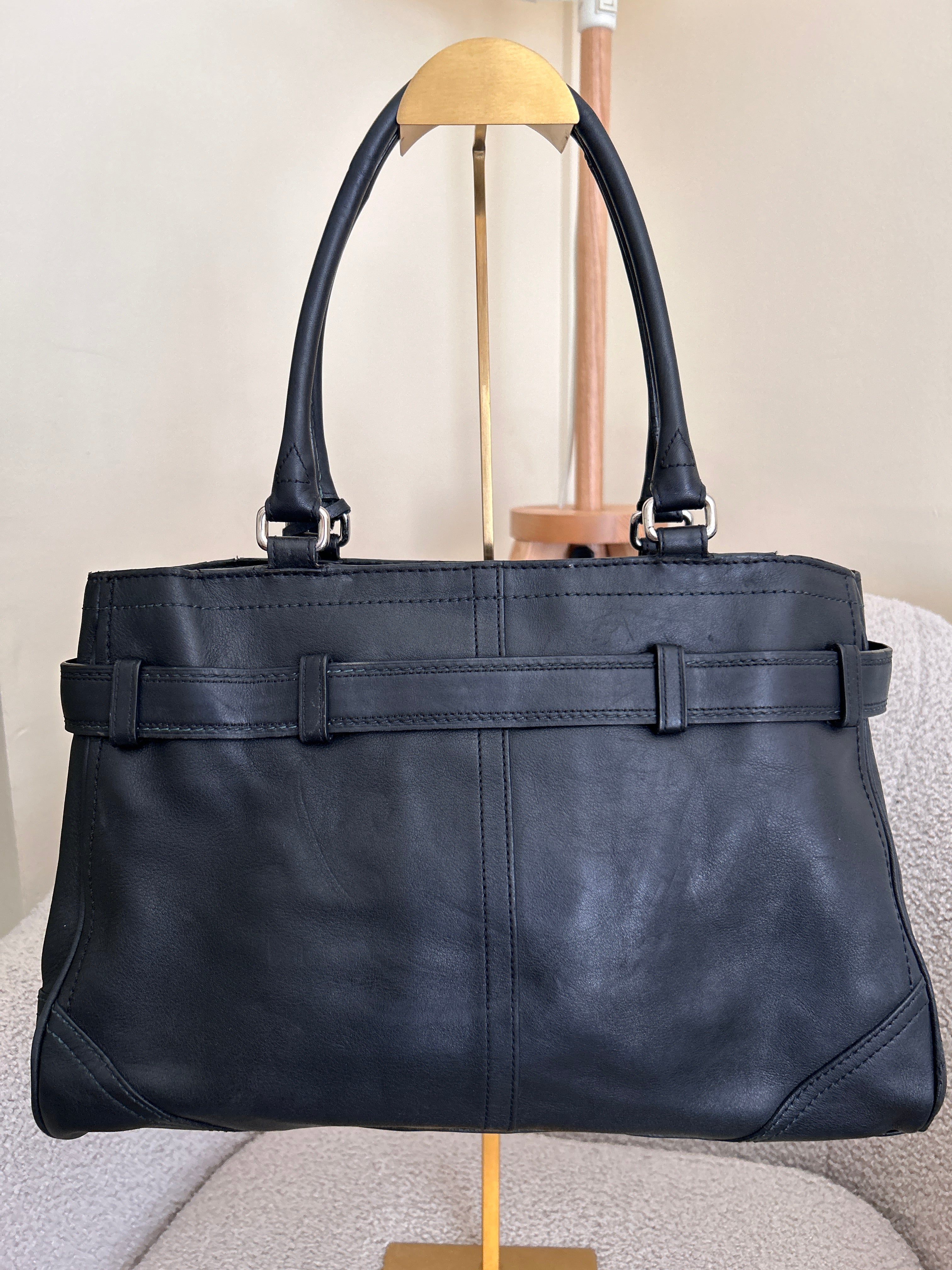 Vintage Coach black leather clip Hampton shoulder bag