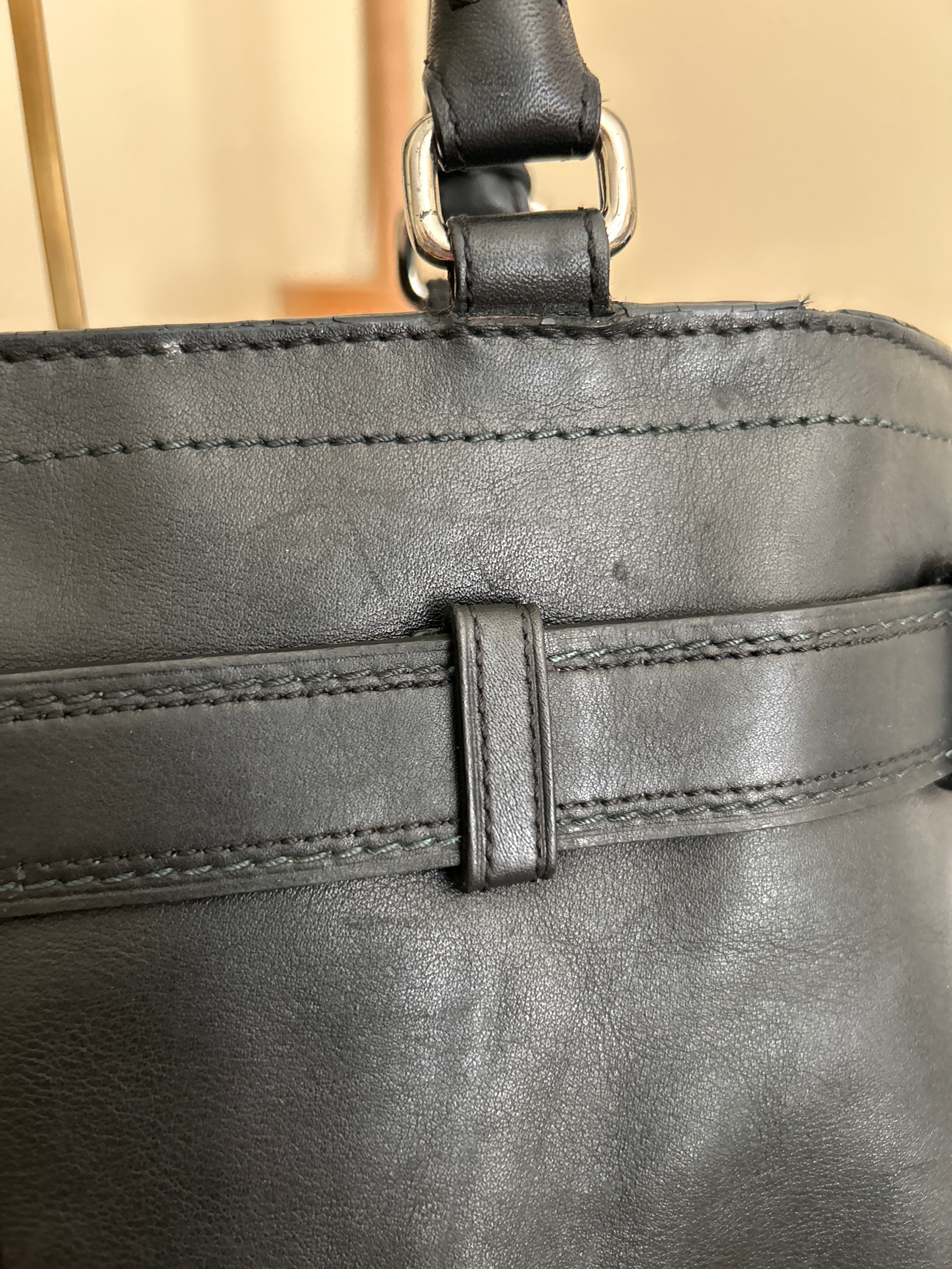 Vintage Coach black leather clip Hampton shoulder bag
