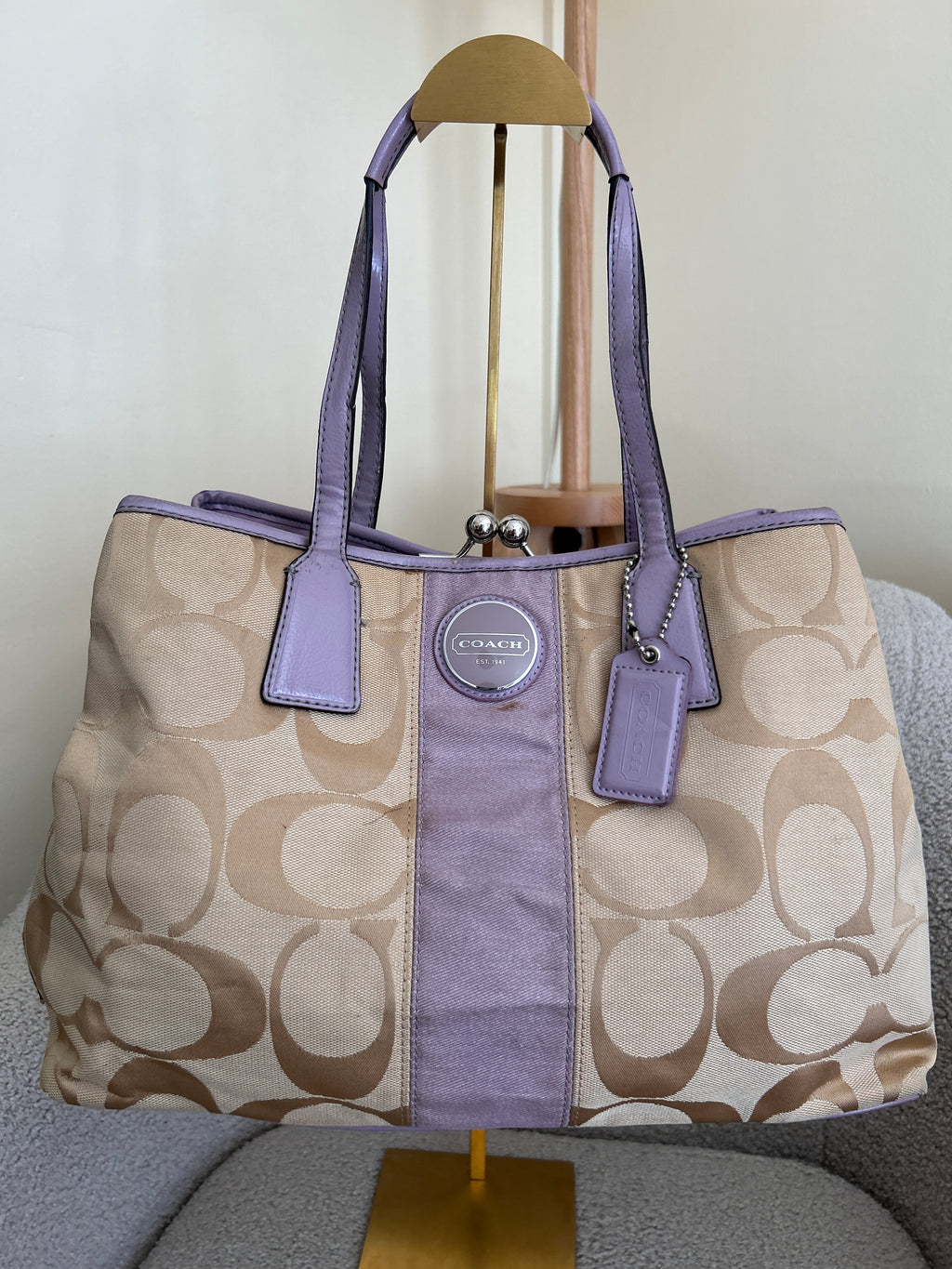 Vintage Coach lilac kisslock shoulder bag