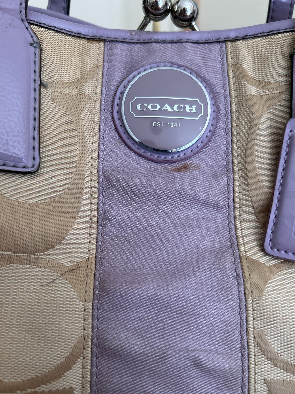 Vintage Coach lilac kisslock shoulder bag
