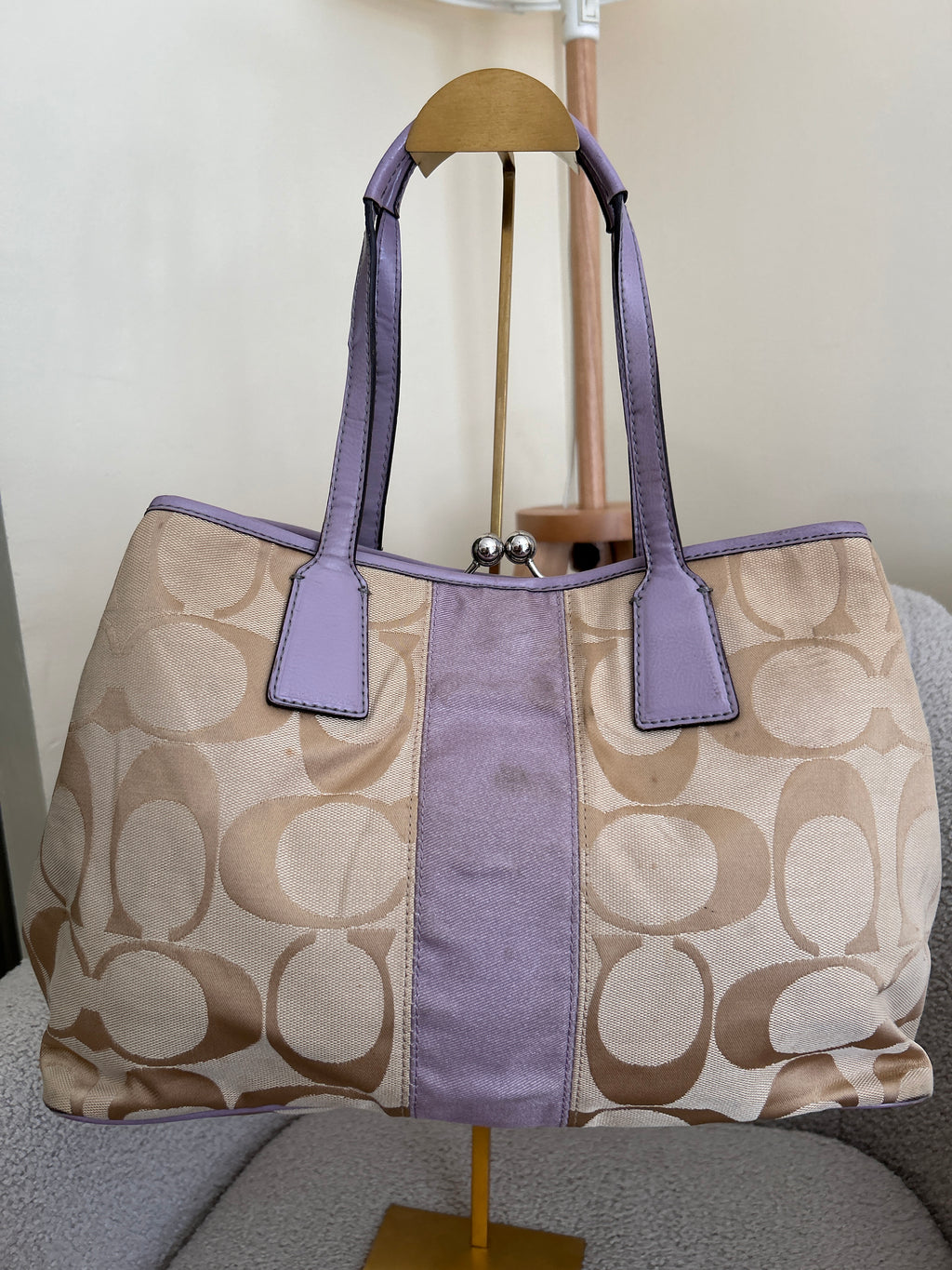 Vintage Coach lilac kisslock shoulder bag