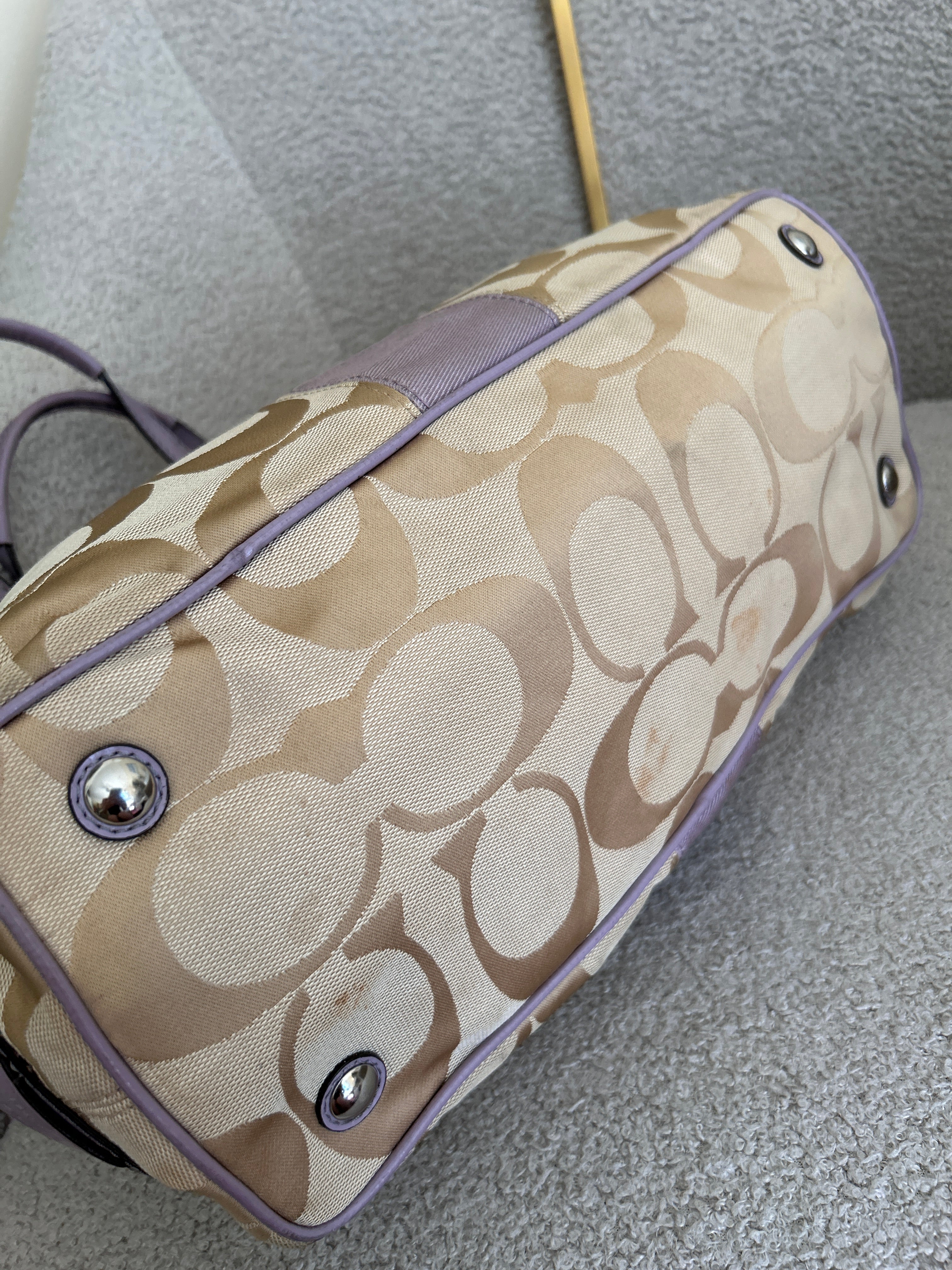 Vintage Coach lilac kisslock shoulder bag