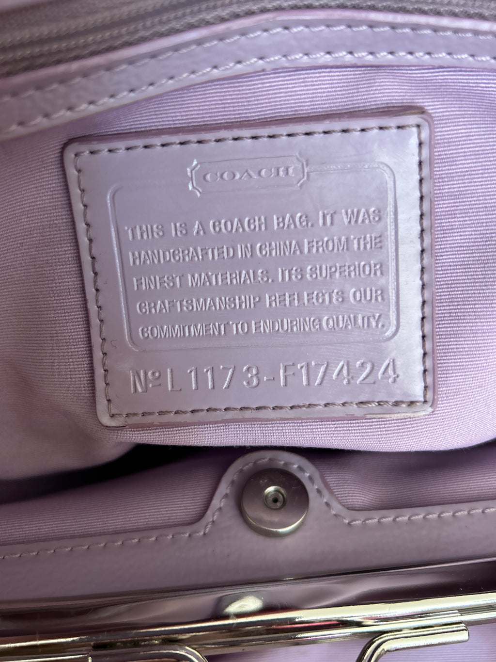 Vintage Coach lilac kisslock shoulder bag