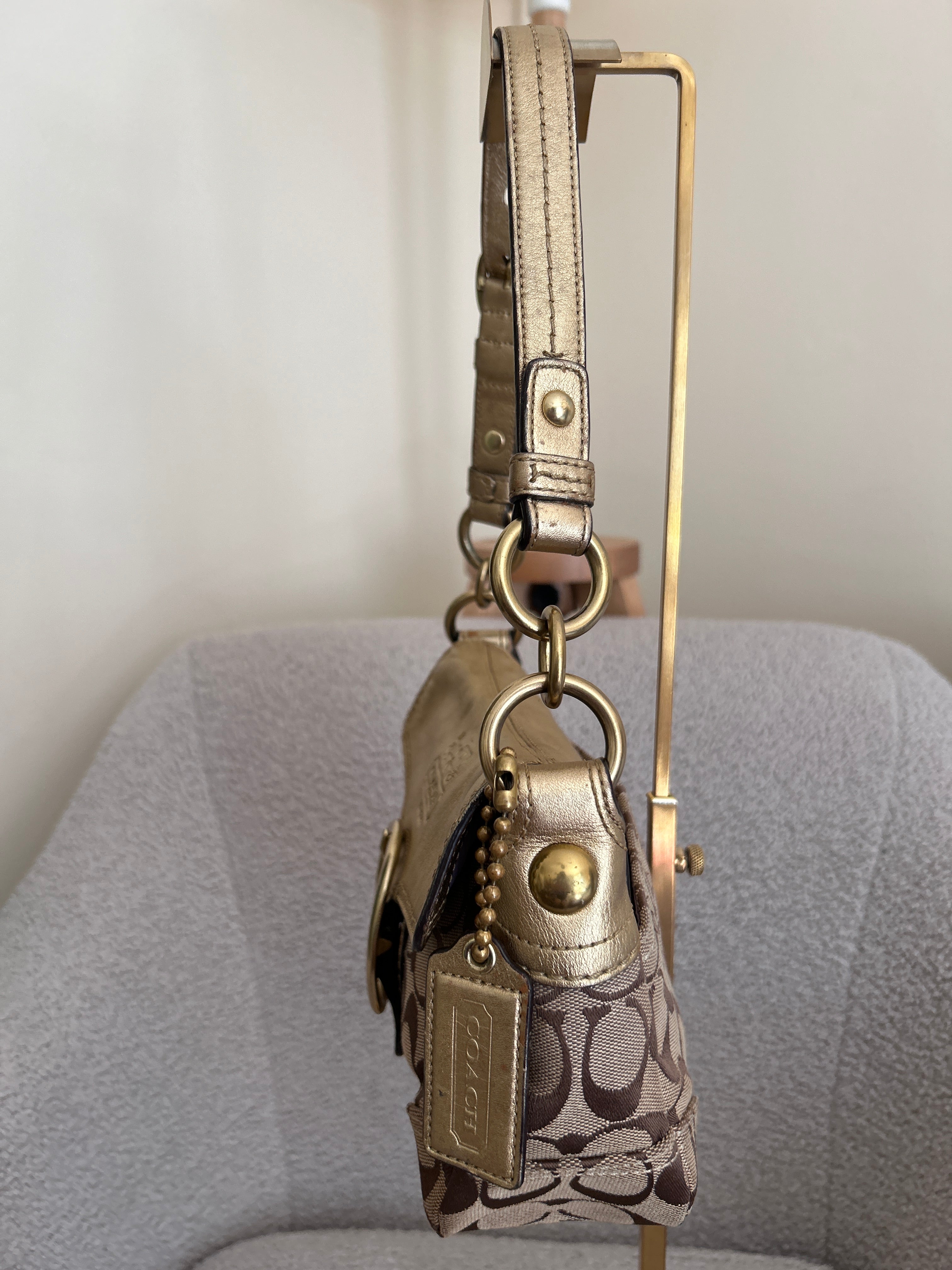 Vintage Coach bleecker shoulder bag