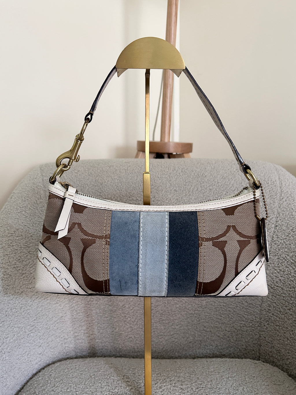 Vintage Coach baguette shoulder bag
