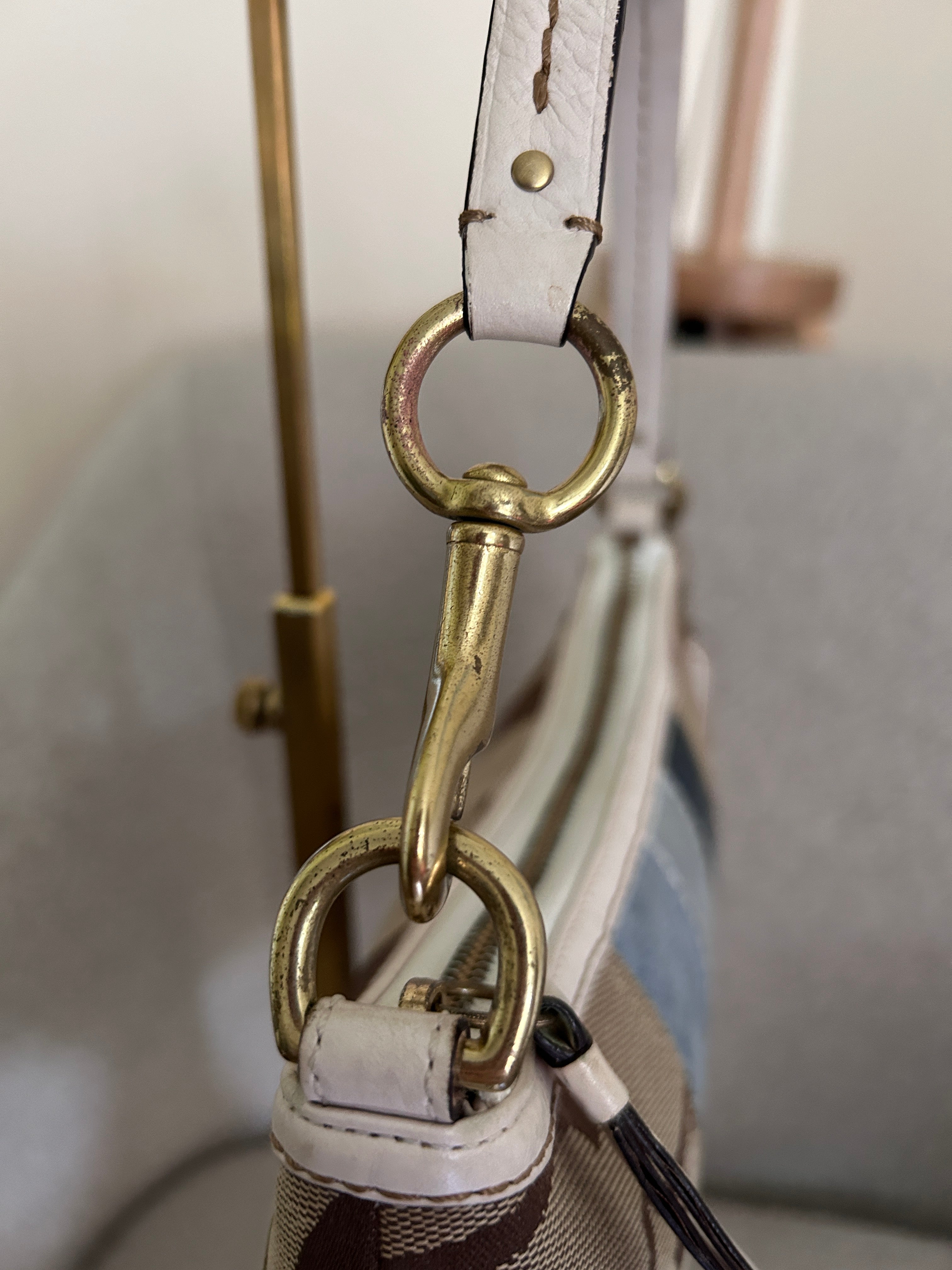 Vintage Coach baguette shoulder bag