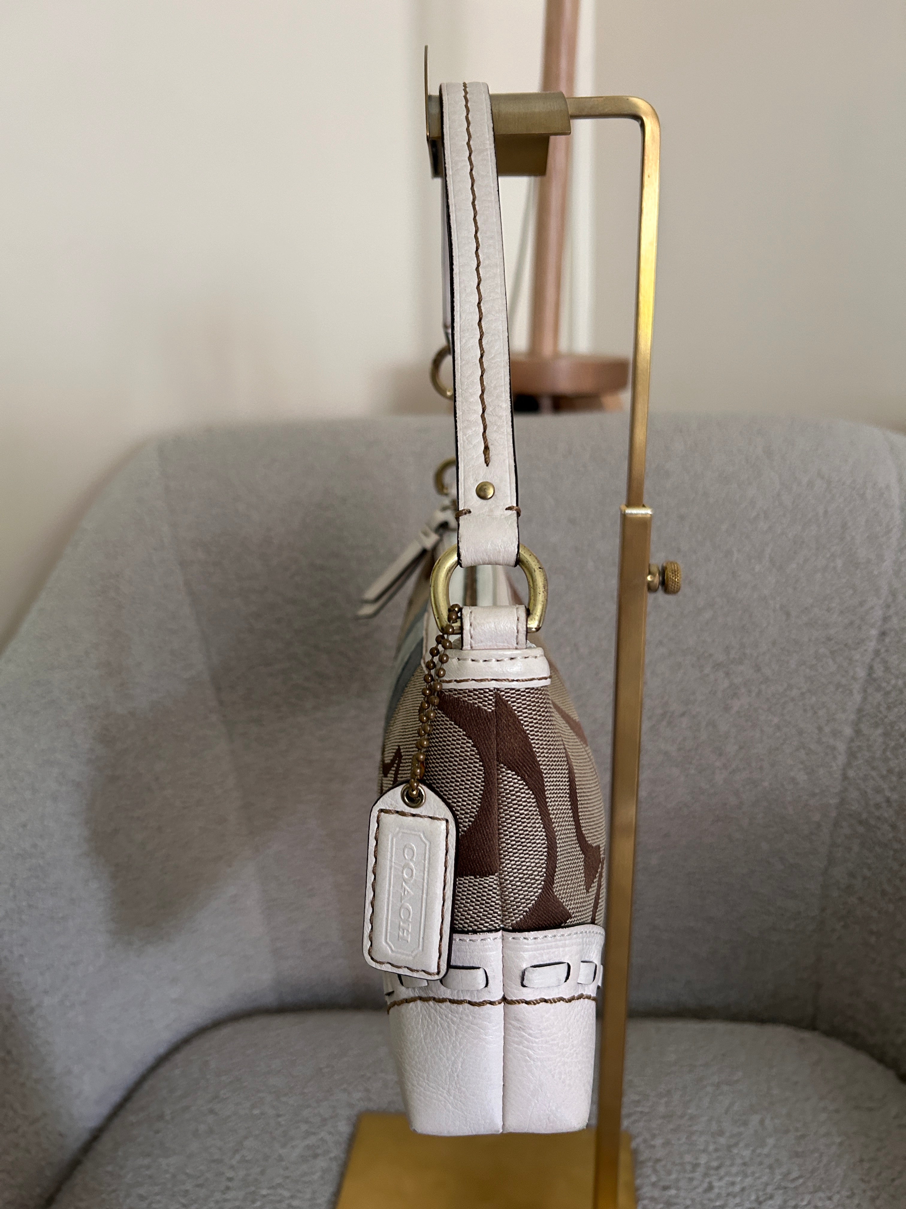 Vintage Coach baguette shoulder bag