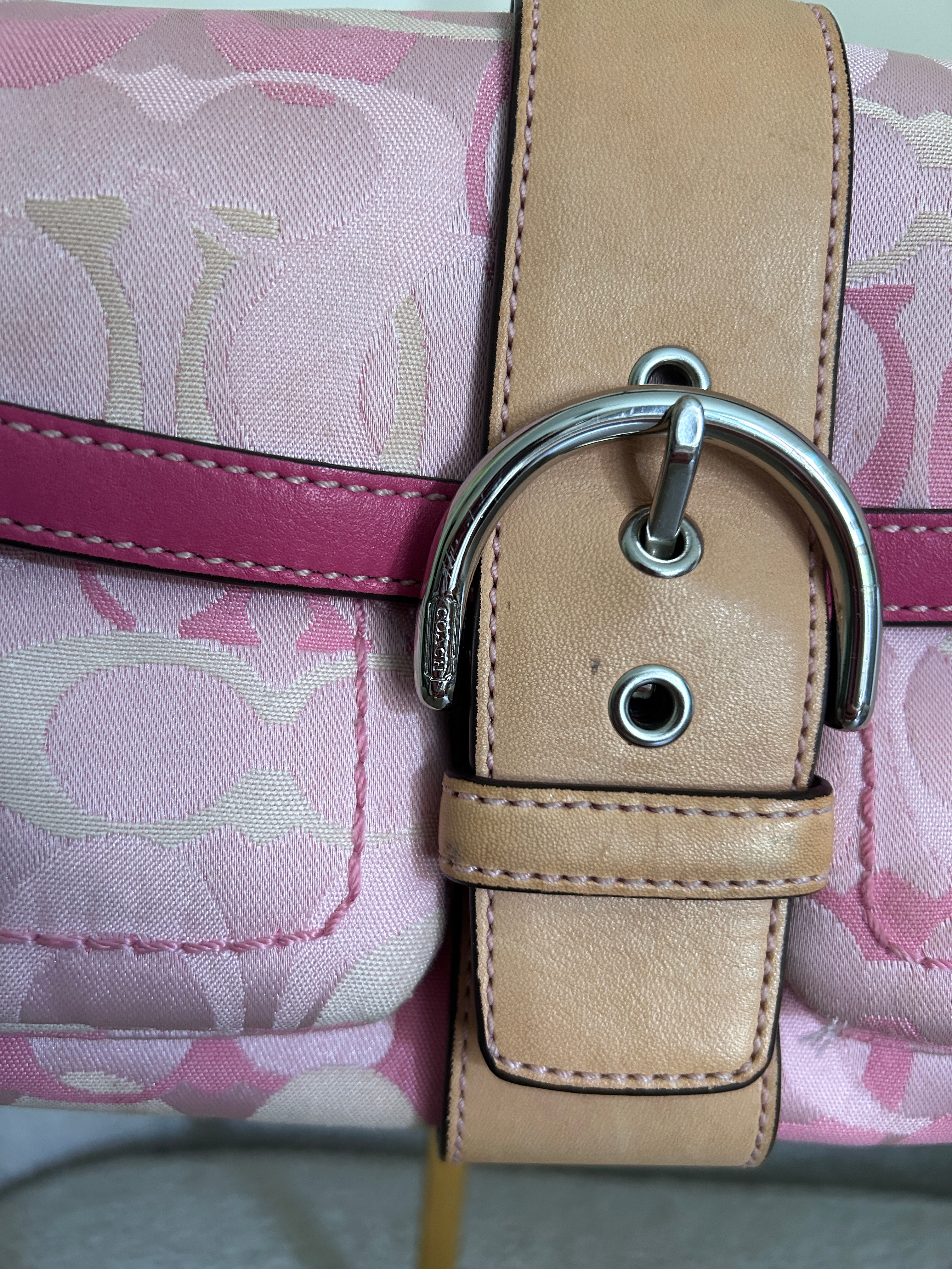 Vintage Coach pink optic monogram shoulder bag