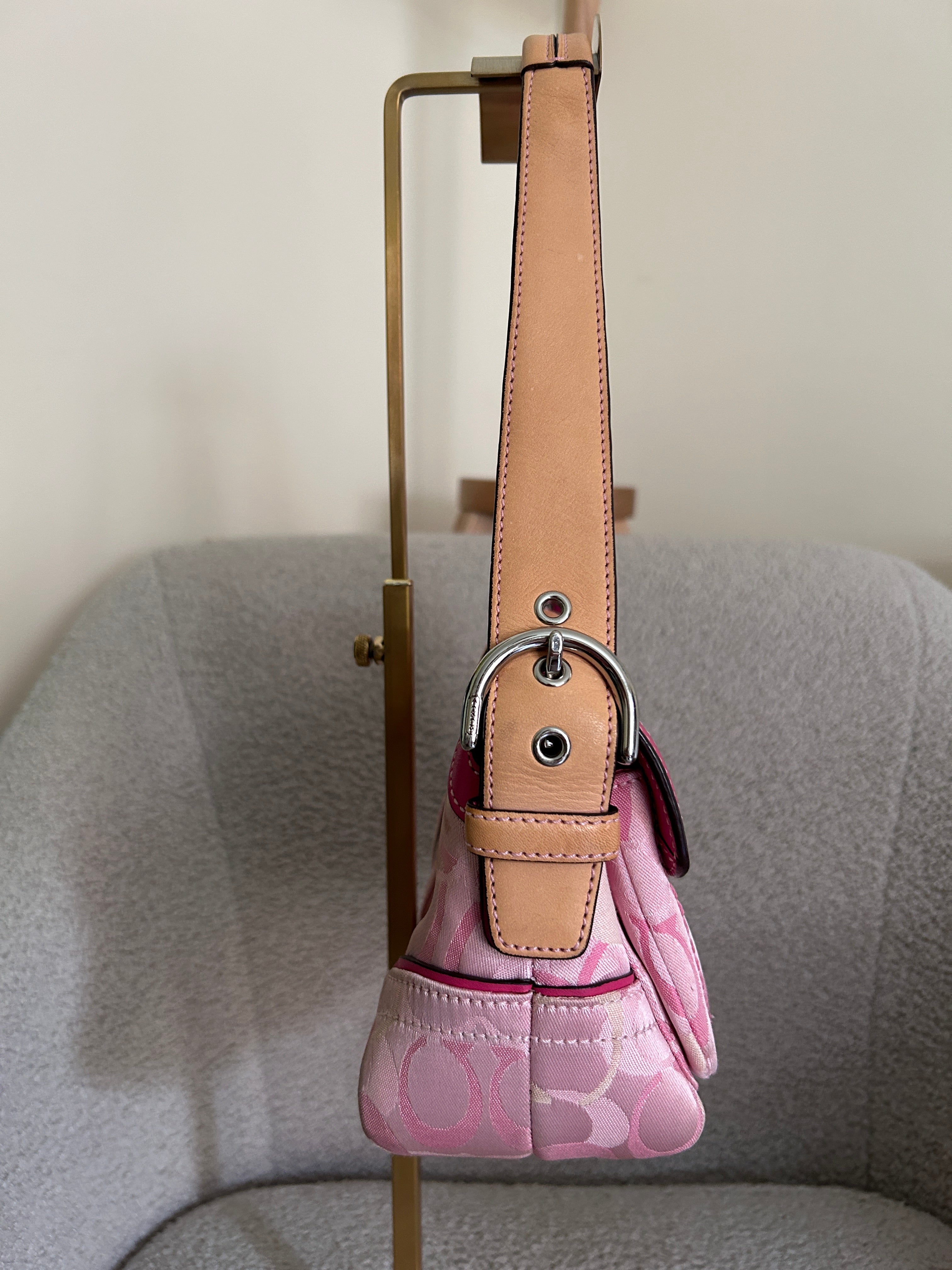 Vintage Coach pink optic monogram shoulder bag