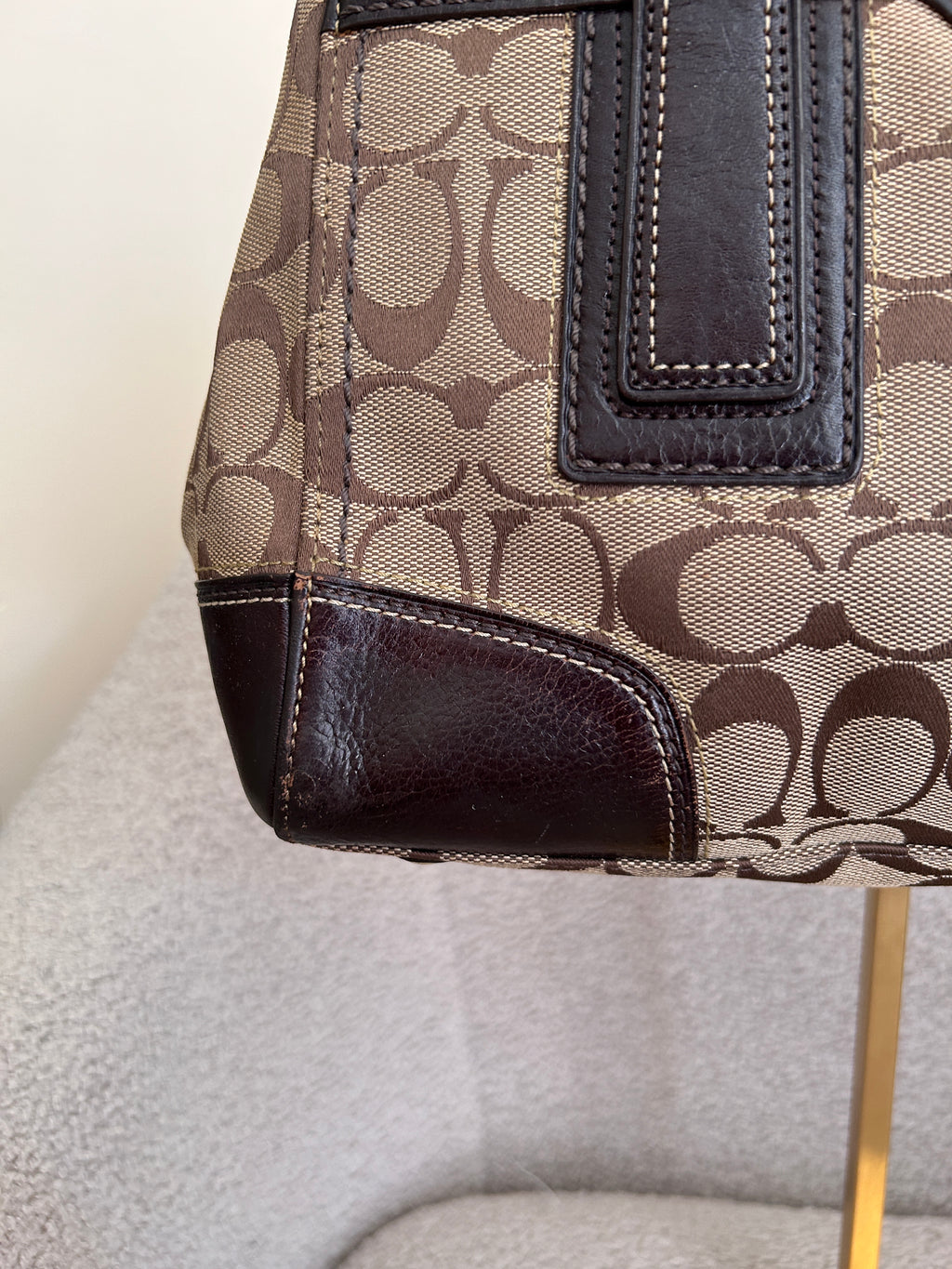 Vintage Coach Hampton dark brown shoulder bag