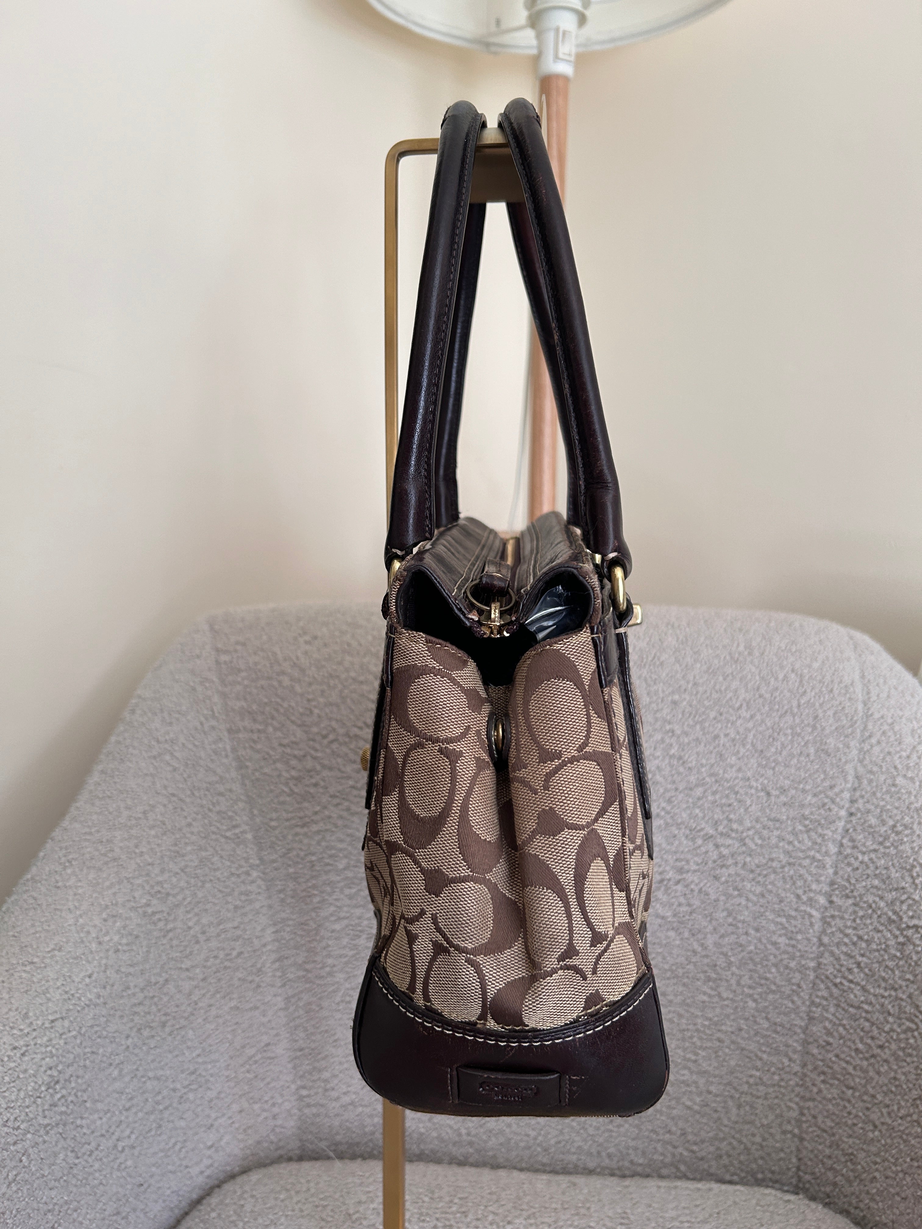 Vintage Coach Hampton dark brown shoulder bag