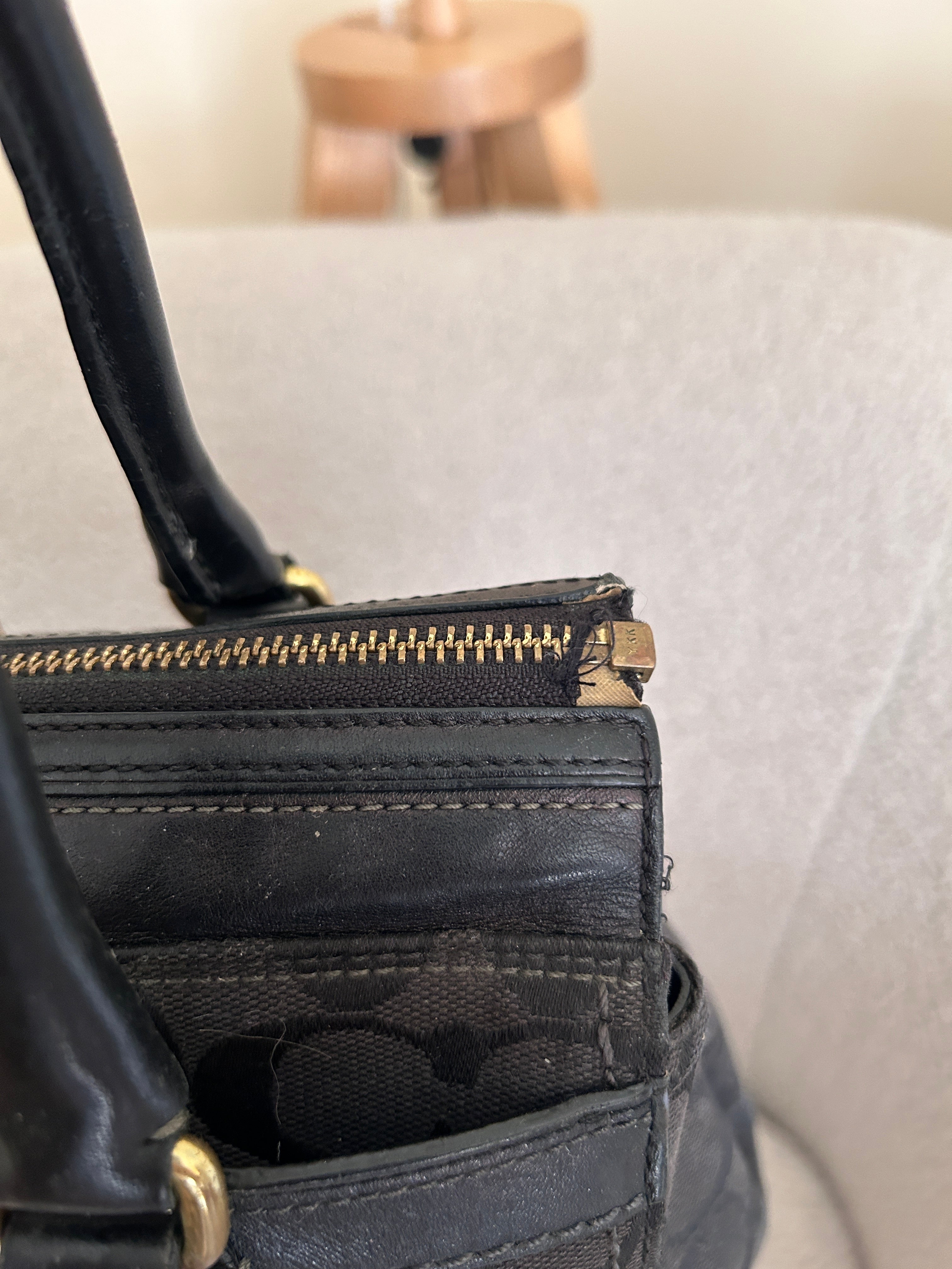 Vintage Coach Hampton black shoulder bag