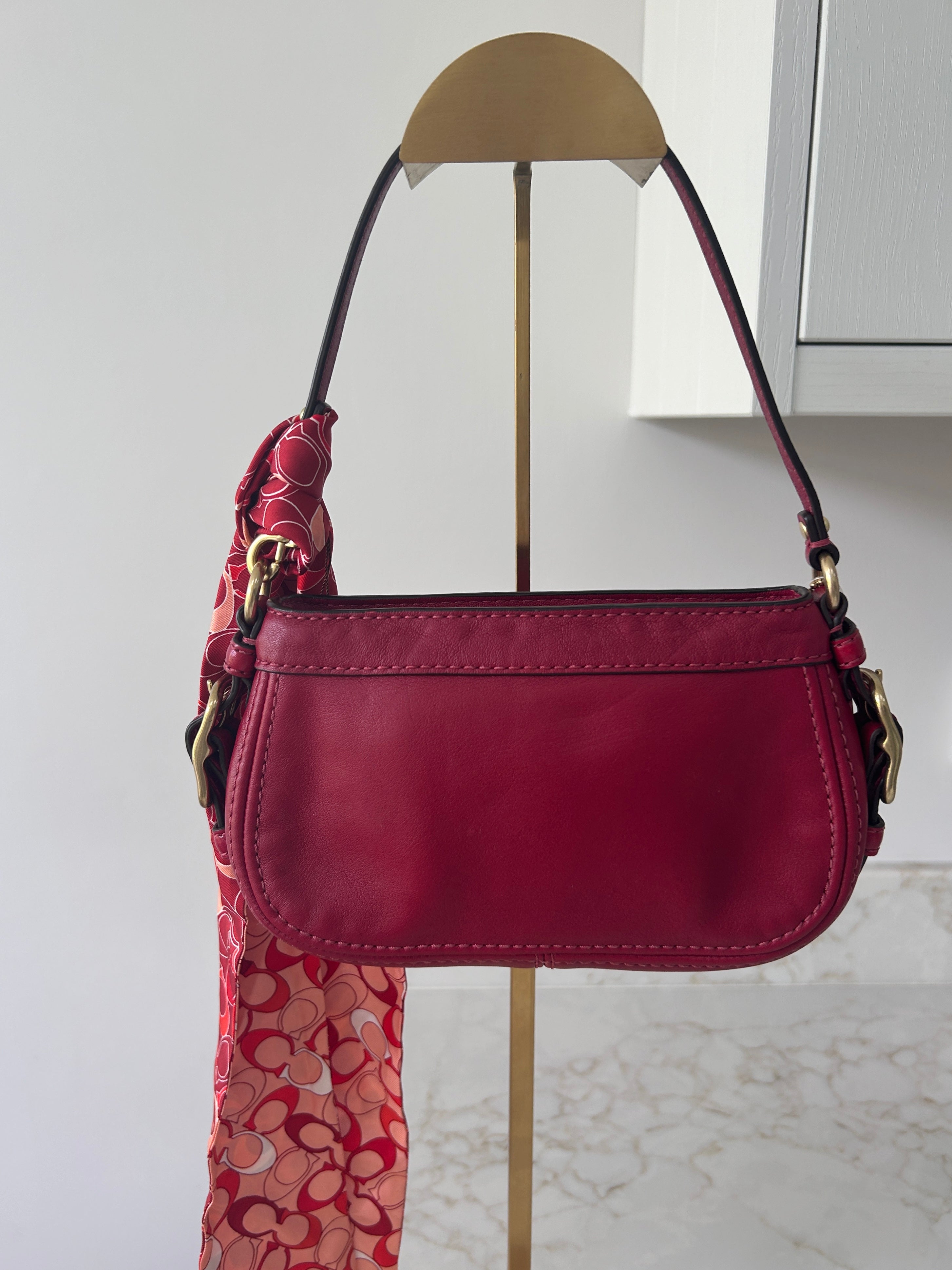 Vintage Coach red leather mini Zoe handbag
