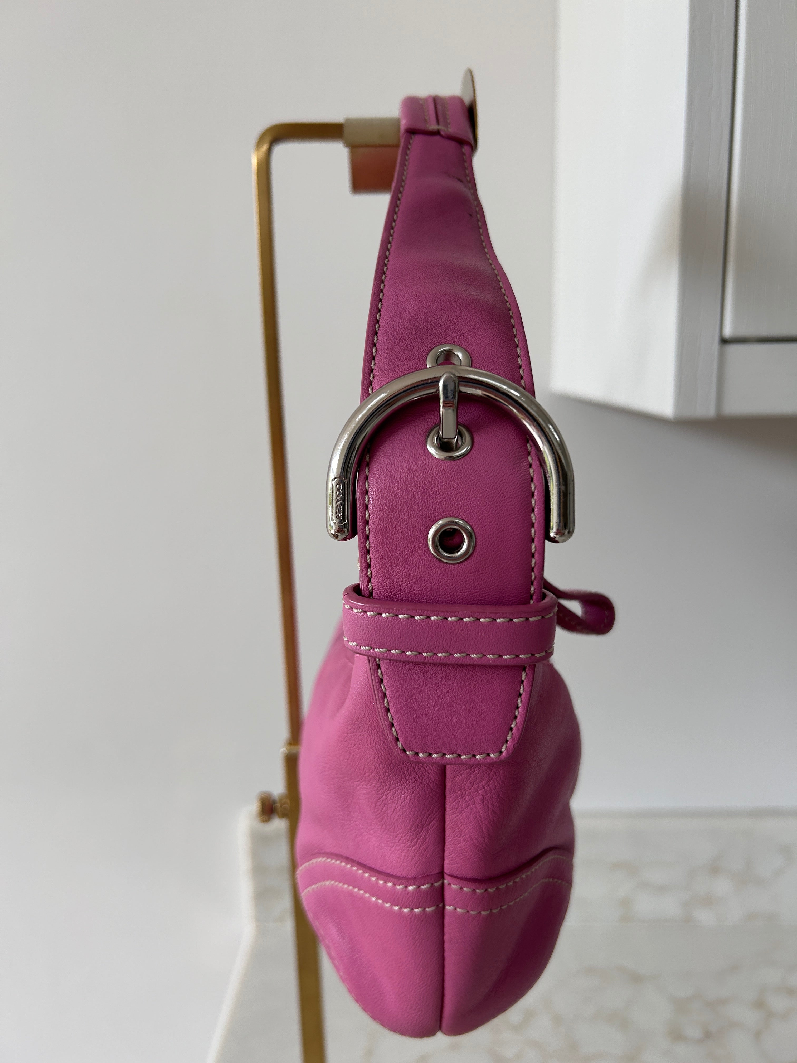 Vintage Coach pink leather Soho hobo small shoulder bag