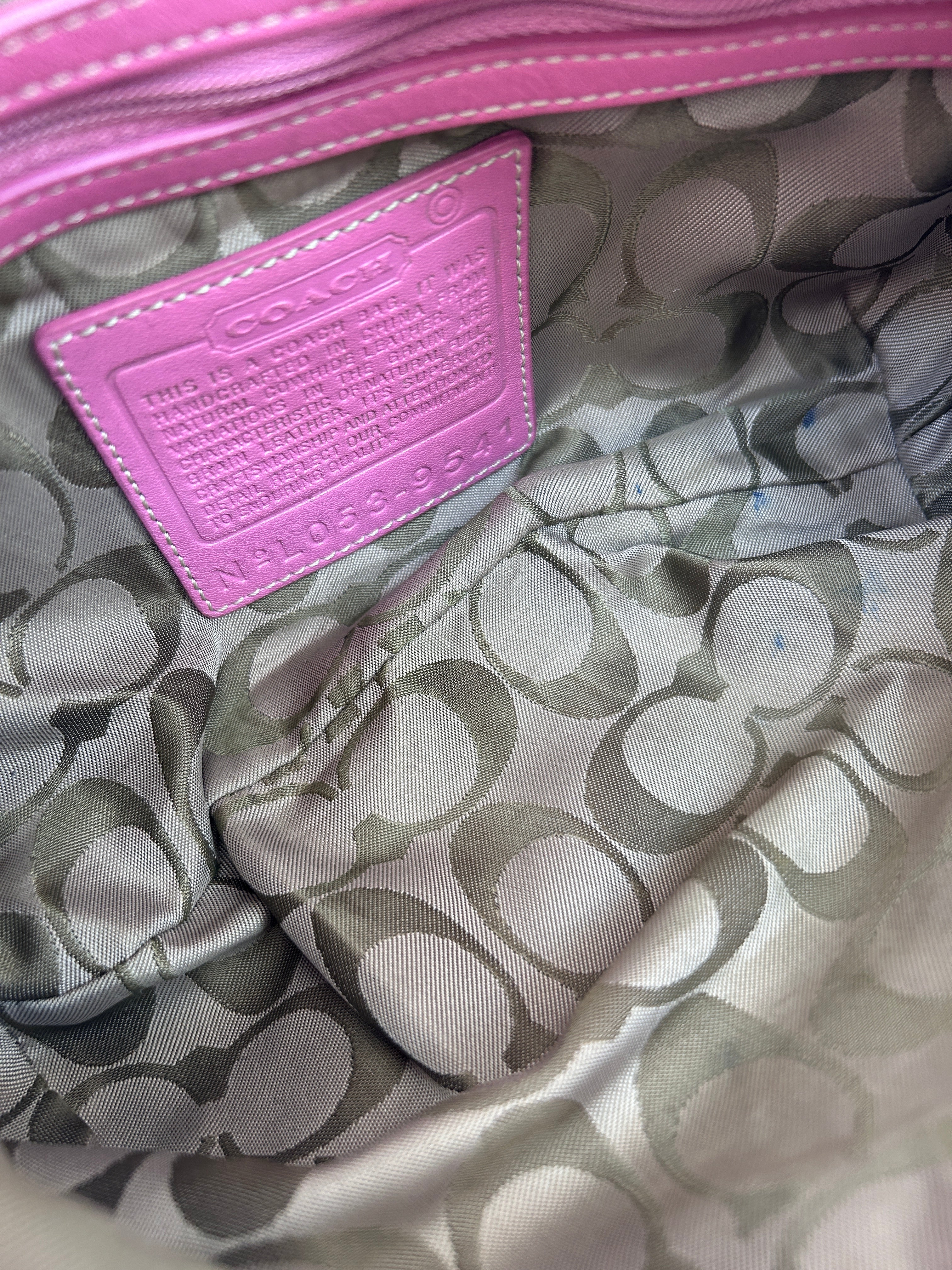 Vintage Coach pink leather Soho hobo small shoulder bag