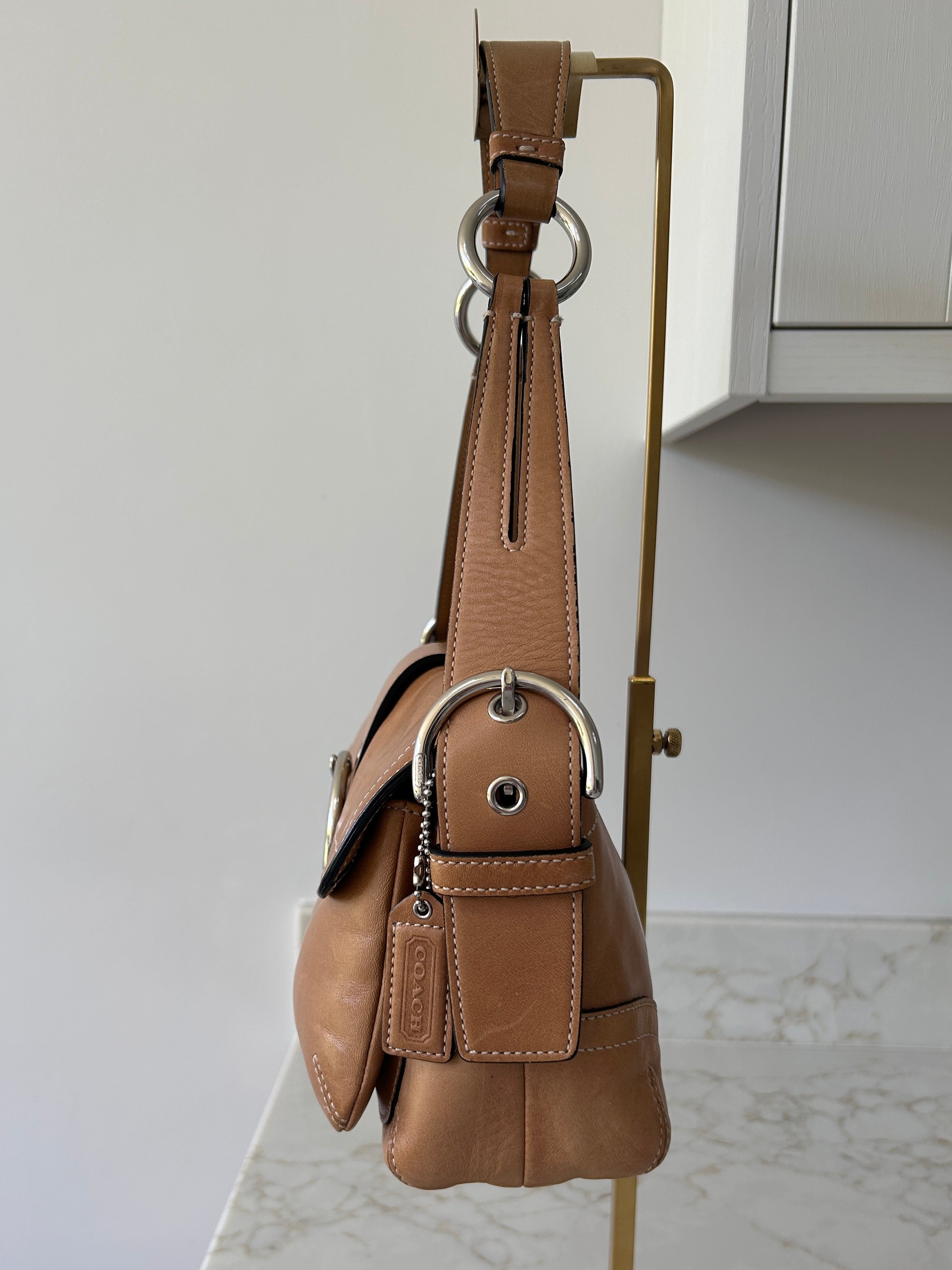 Vintage Coach 3653 Soho shoulder bag