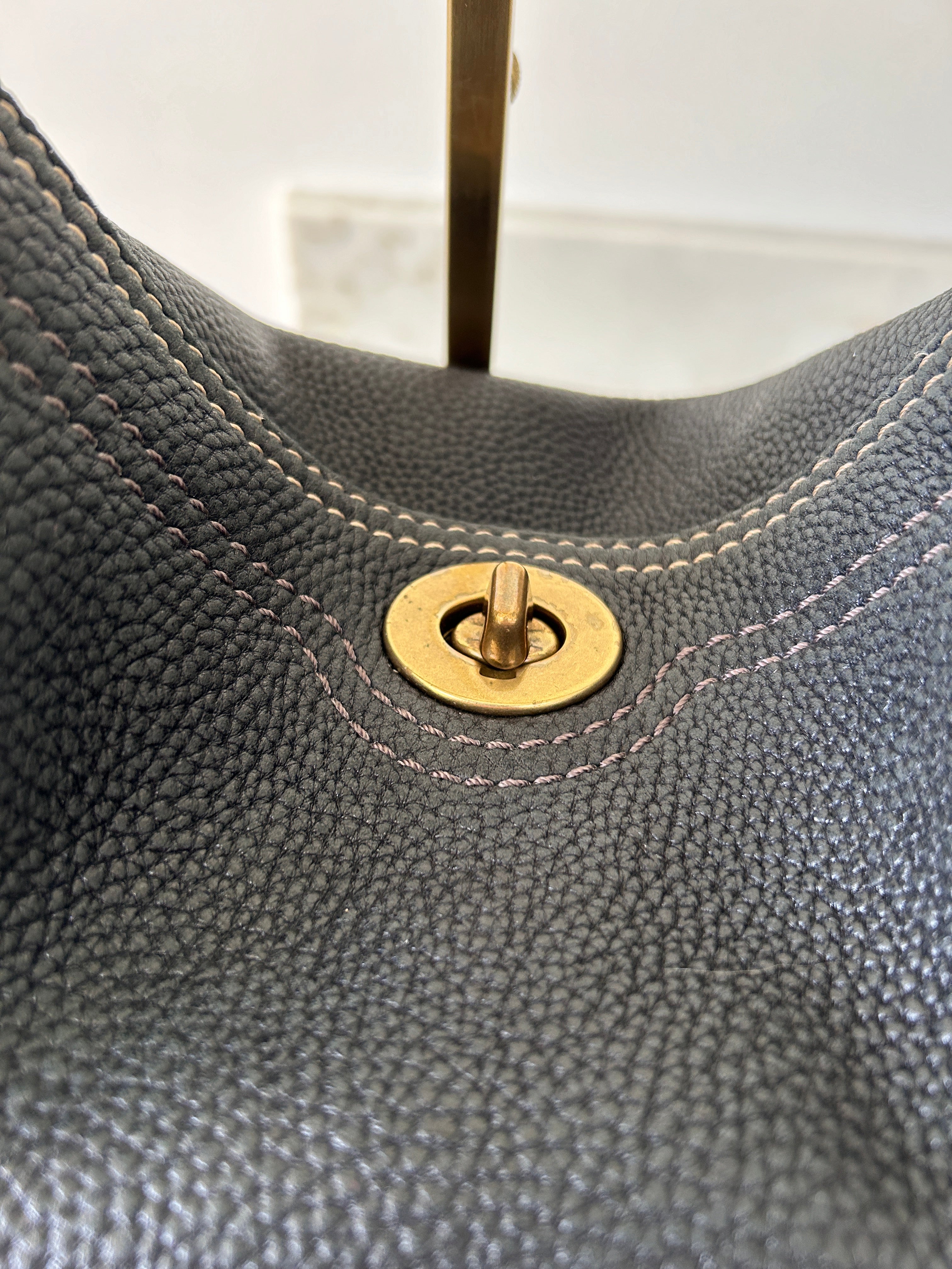 Vintage Coach black leather shoulder bag