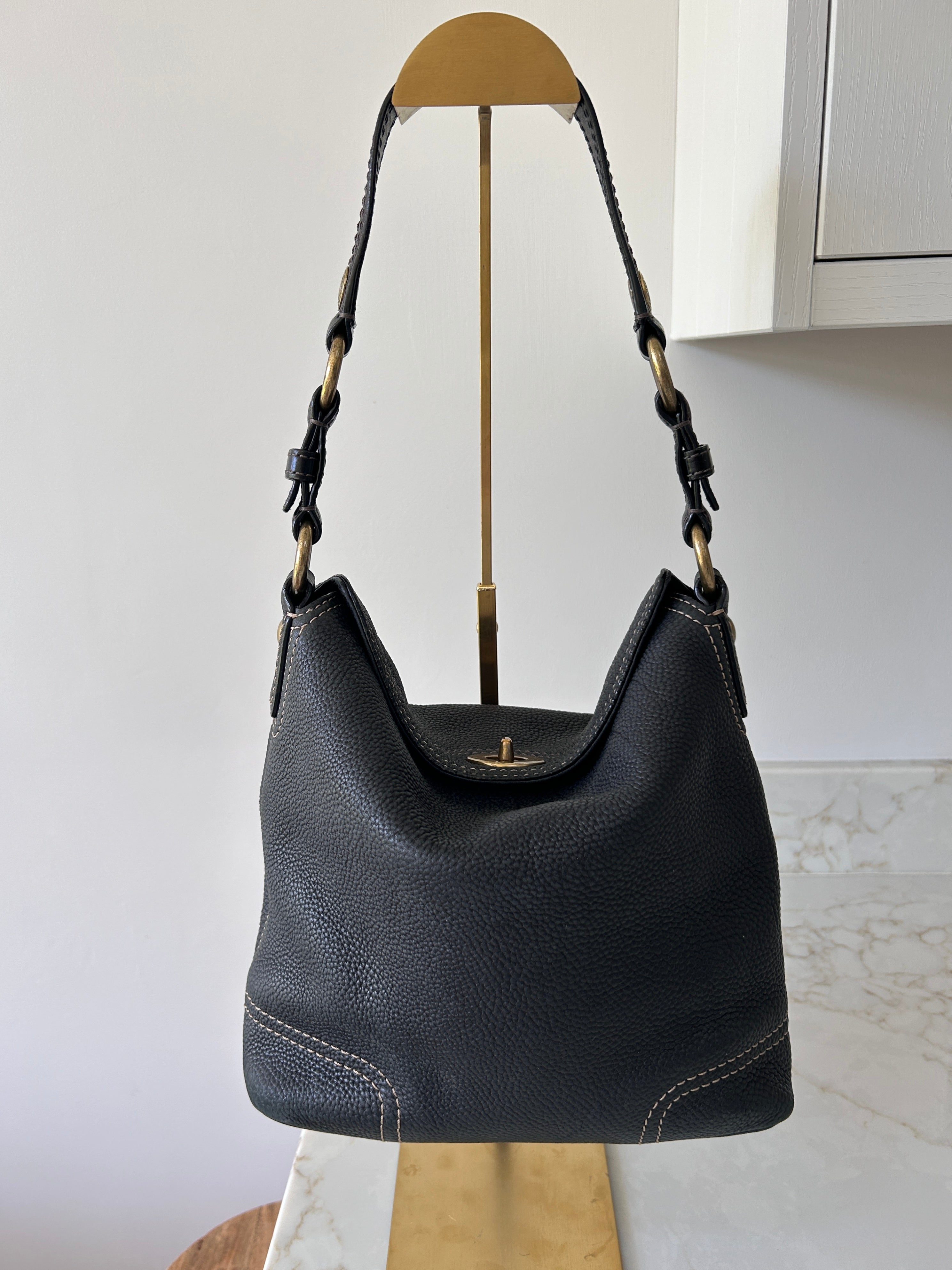 Vintage Coach black leather shoulder bag