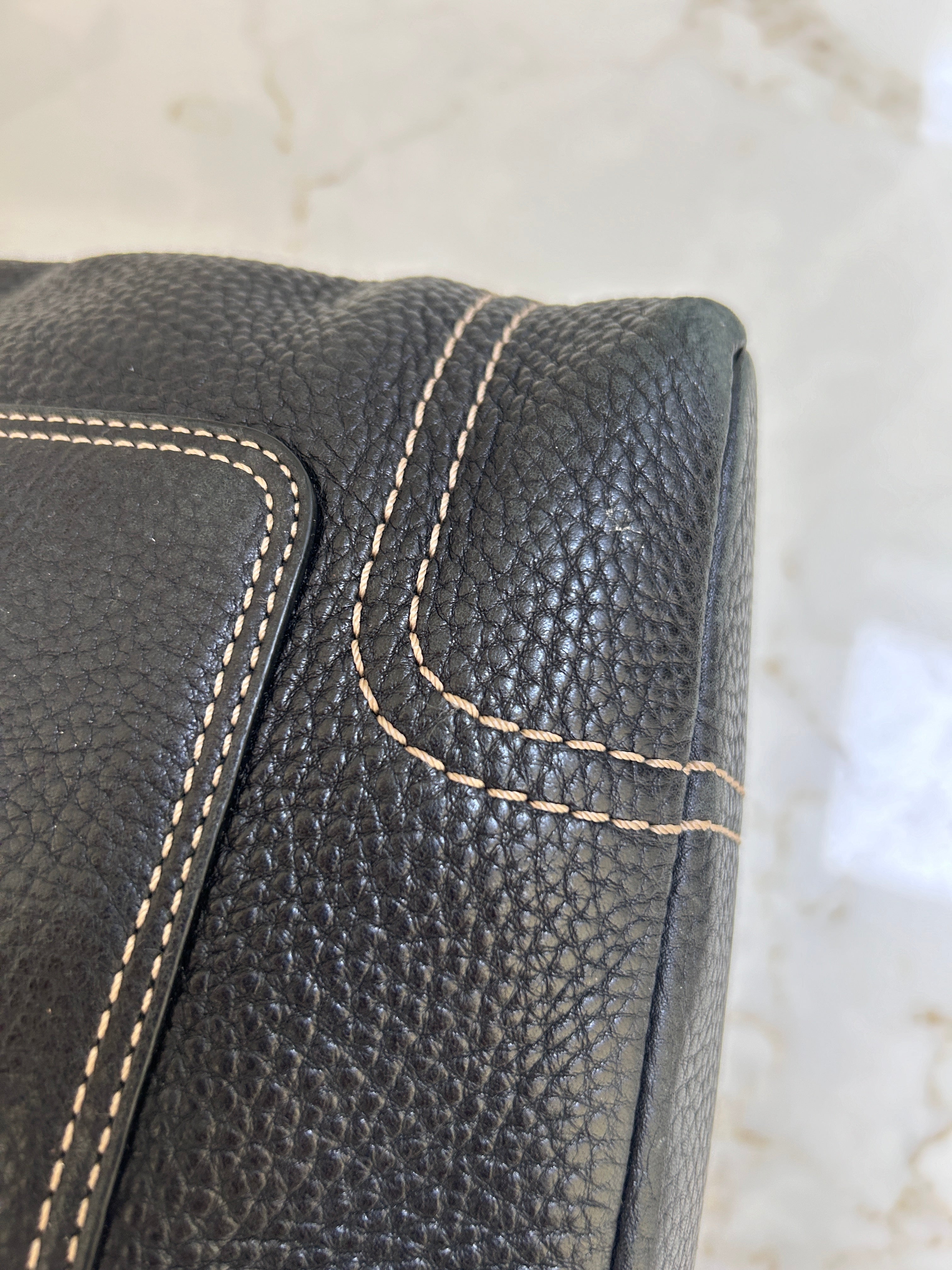 Vintage Coach black leather shoulder bag
