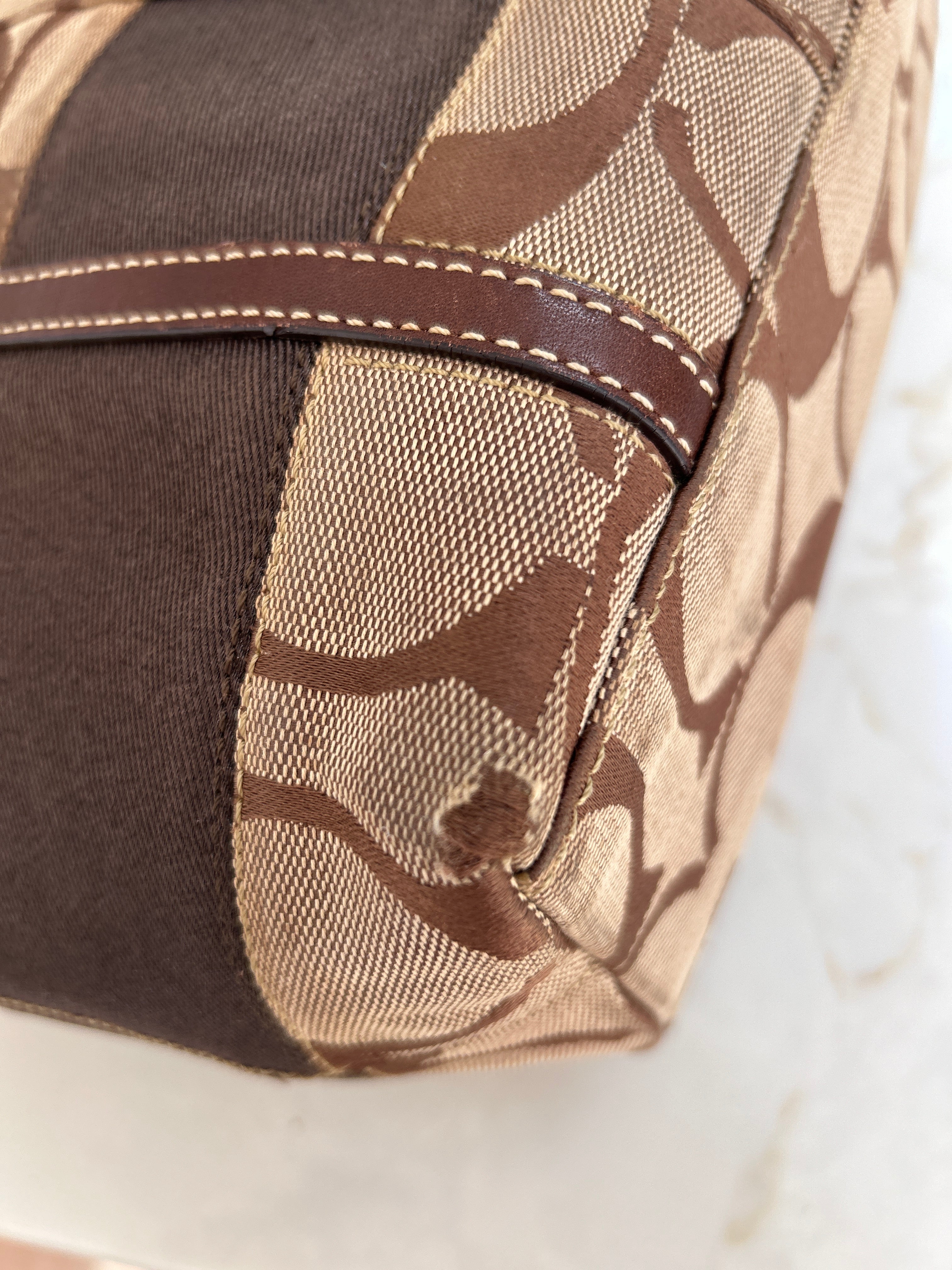 Vintage Coach Legacy shoulder bag