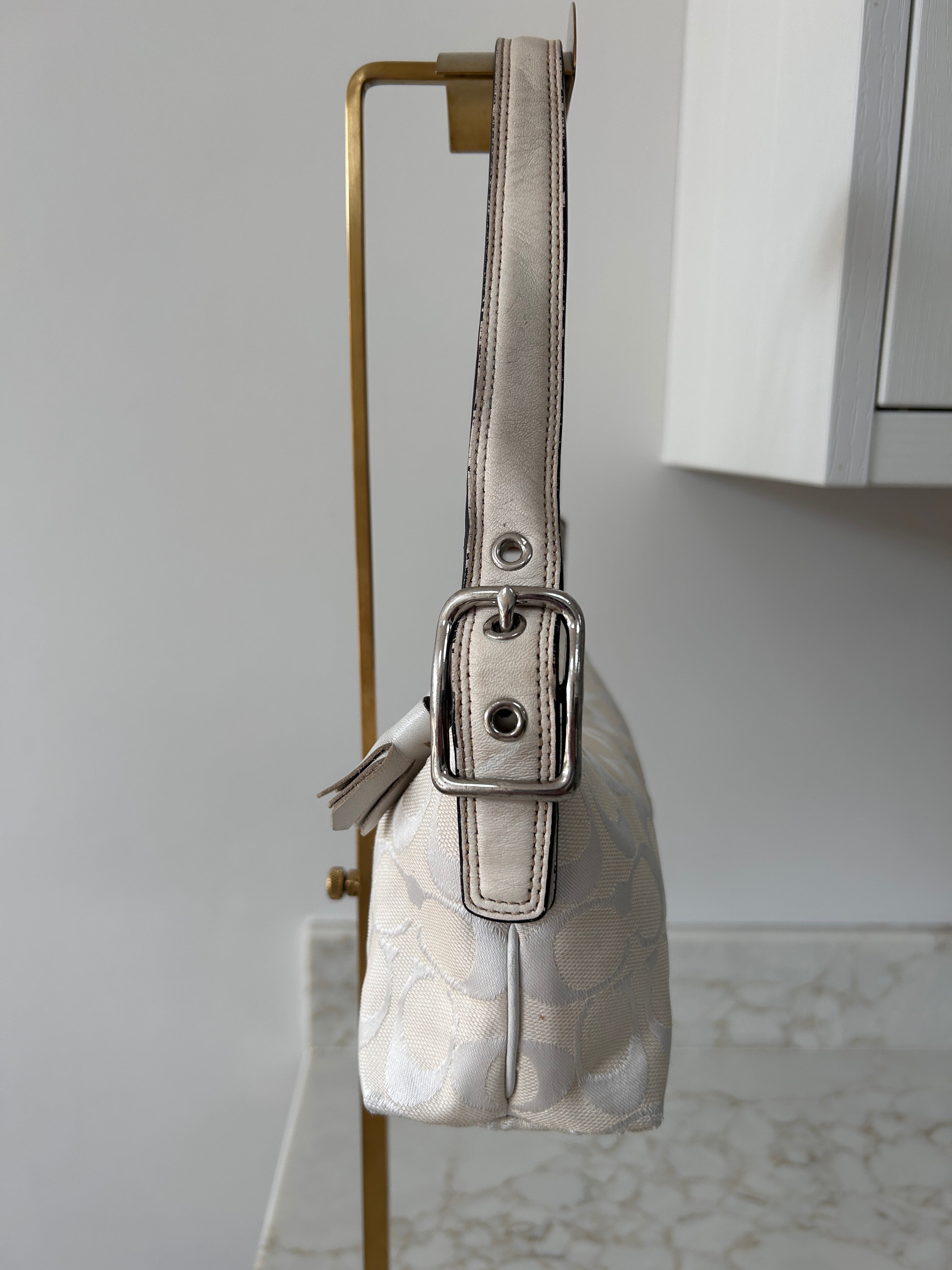 Vintage Coach baguette shoulder bag
