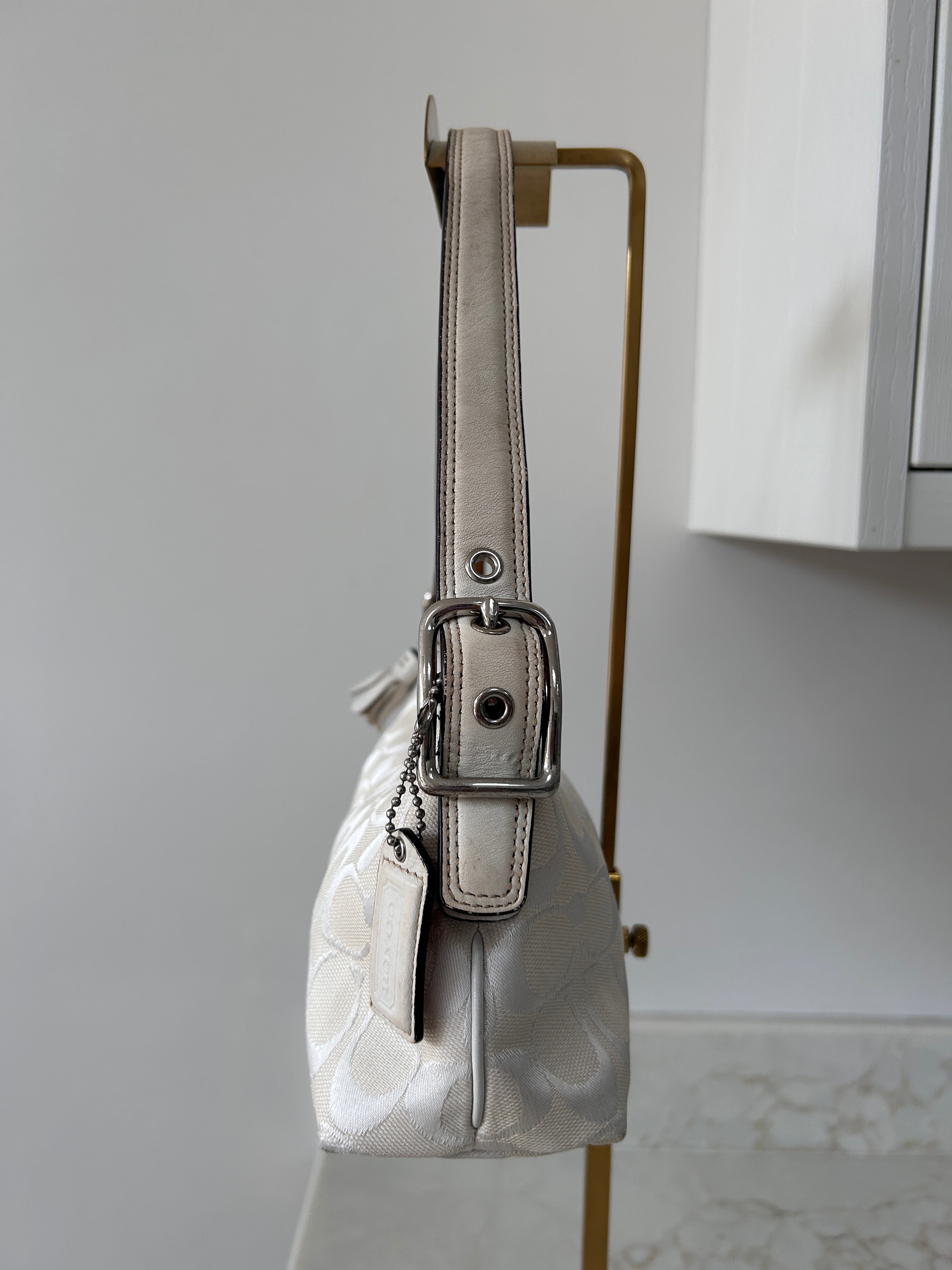 Vintage Coach baguette shoulder bag