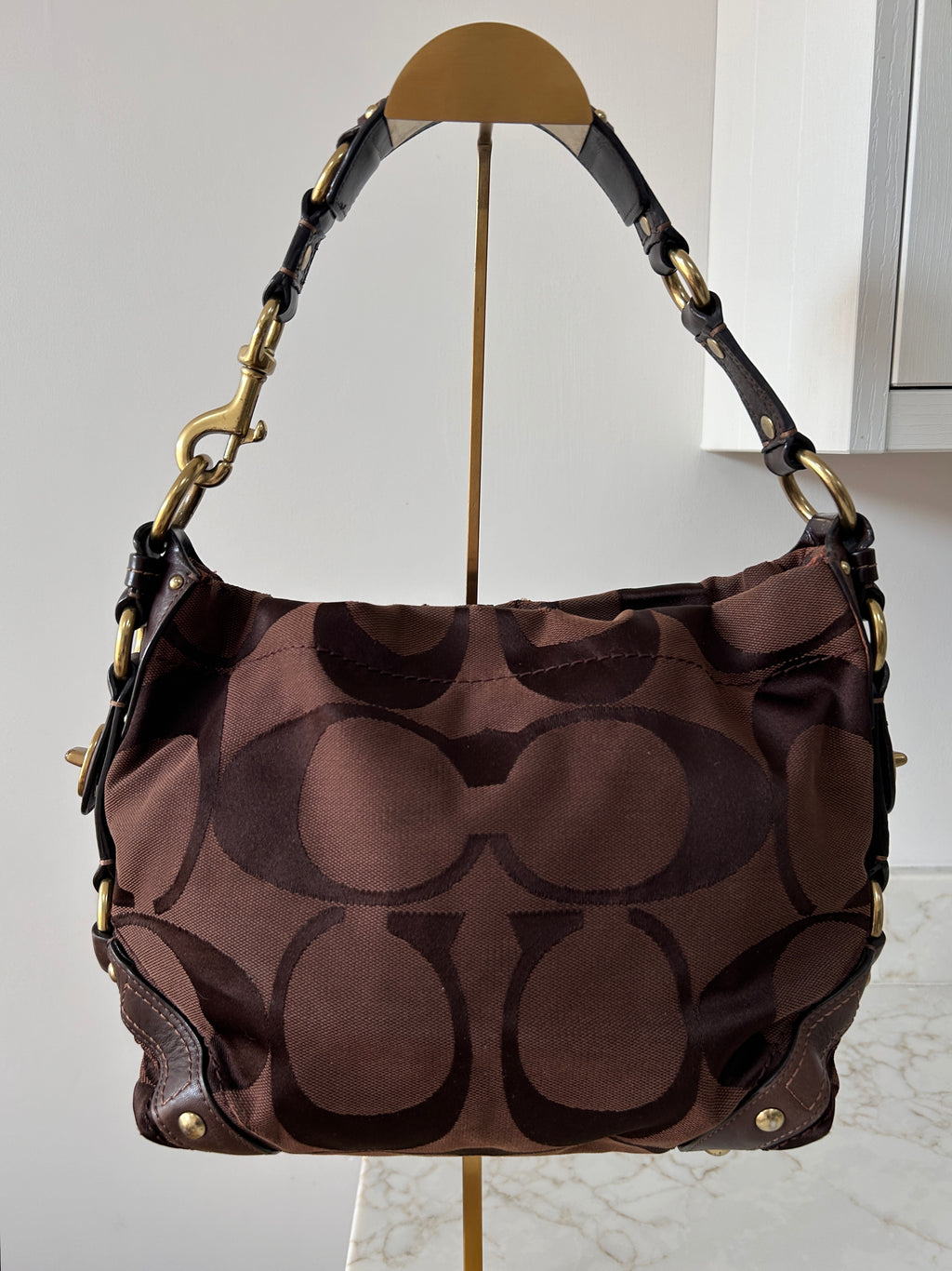 Vintage Coach chocolate brown shoulder bag