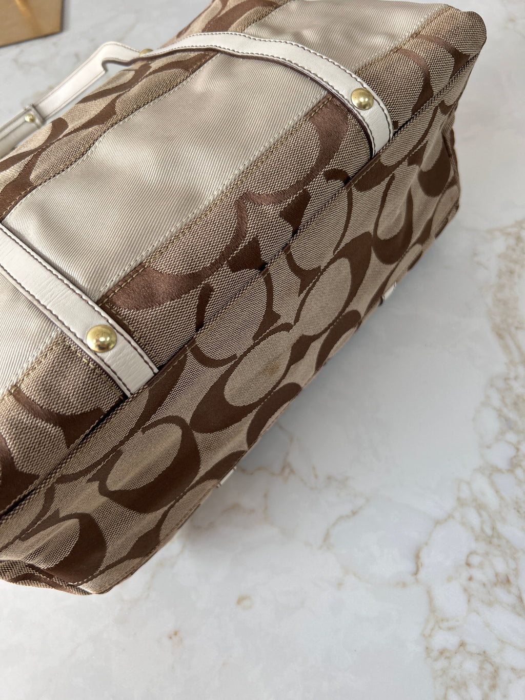 Vintage Coach shoulder bag