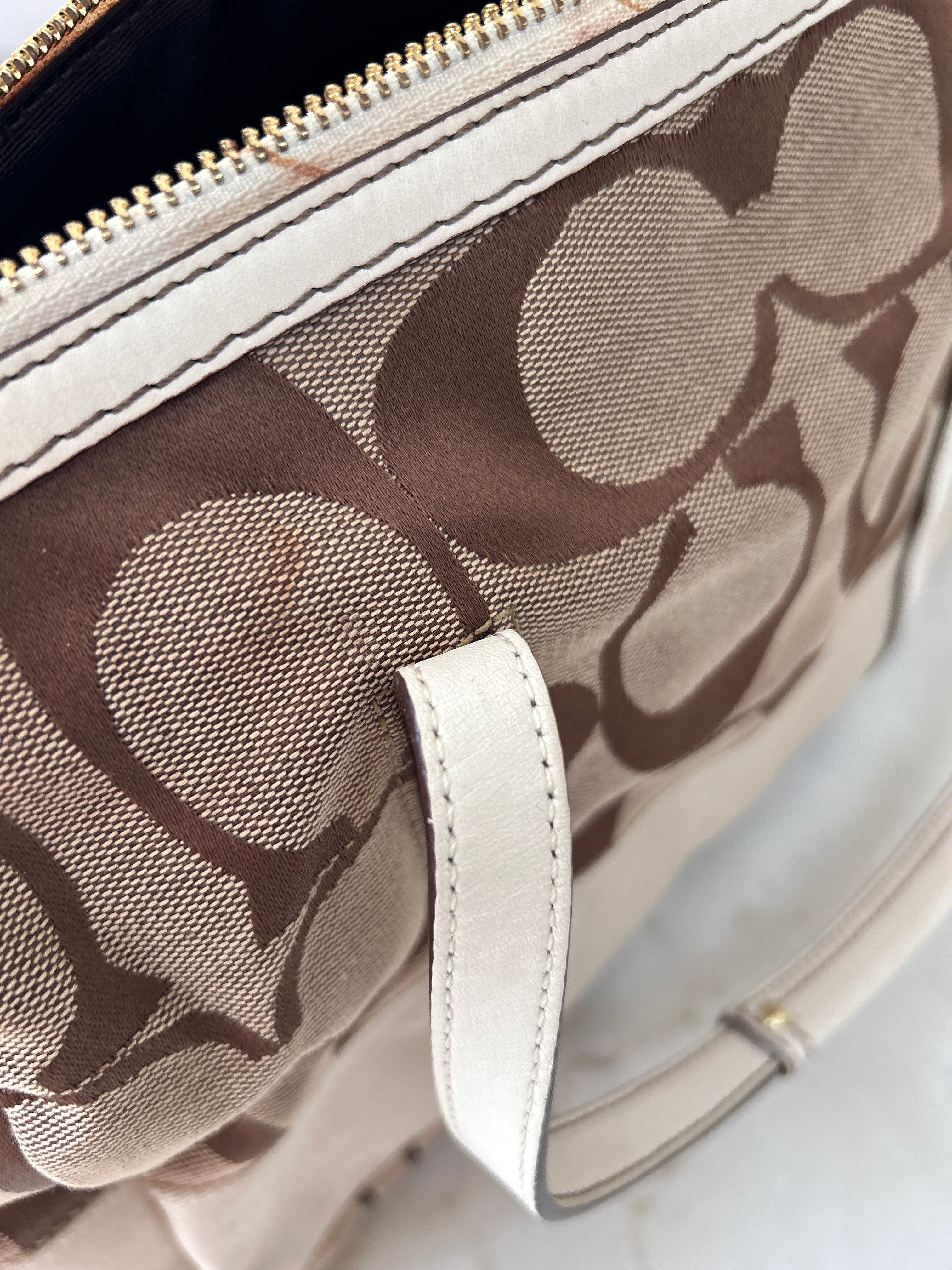 Vintage Coach shoulder bag