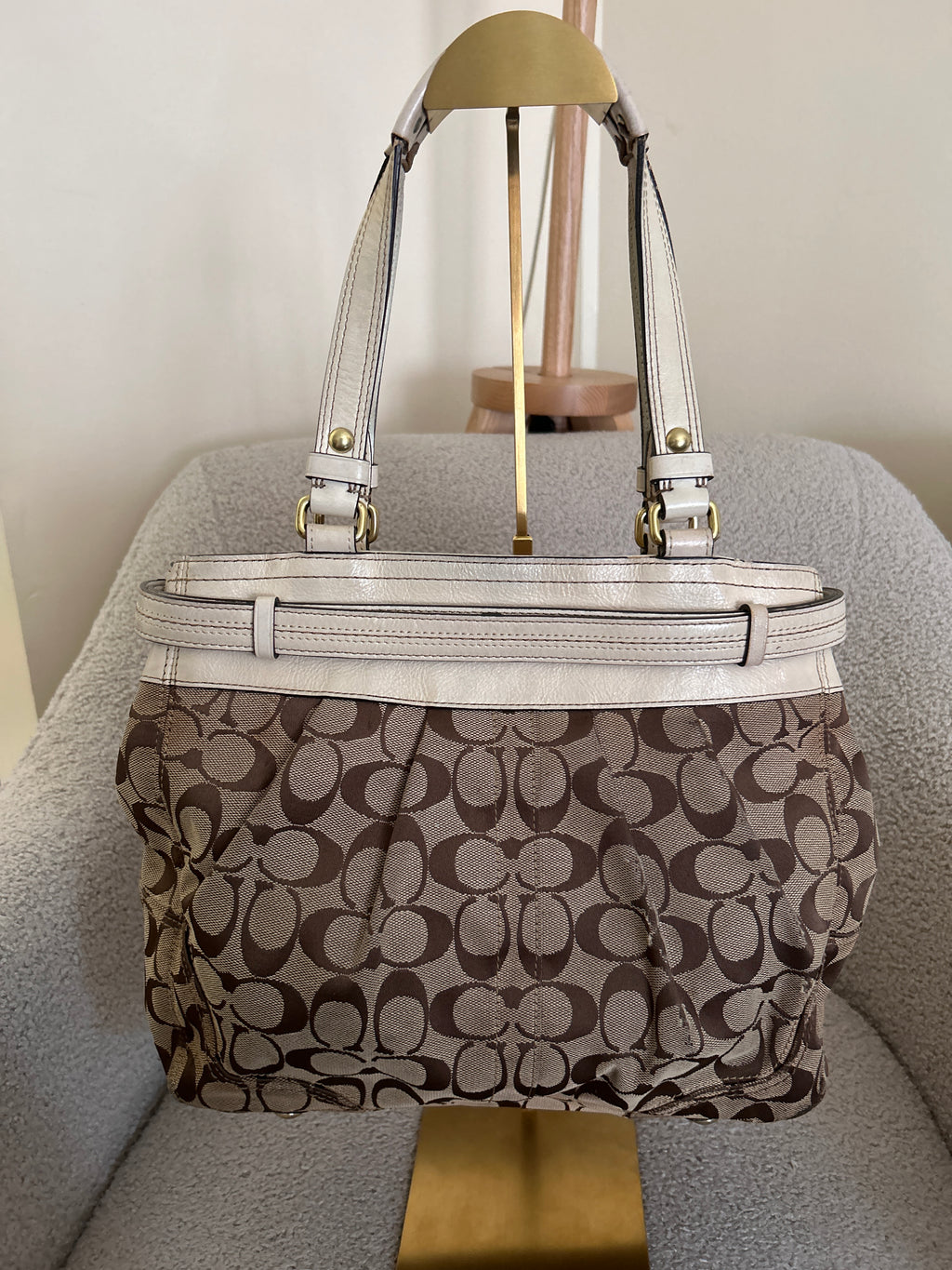 Vintage Coach signature monogram shoulder bag