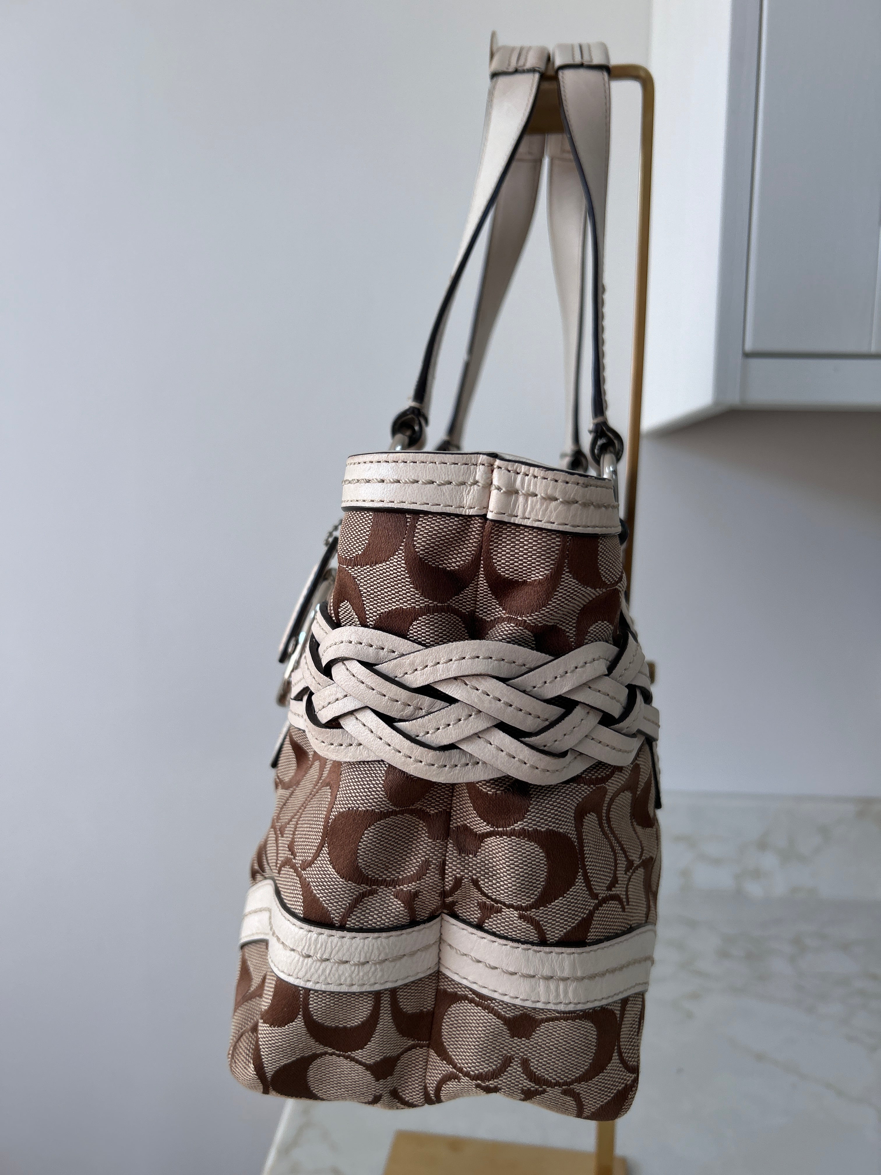 Vintage Coach shoulder bag