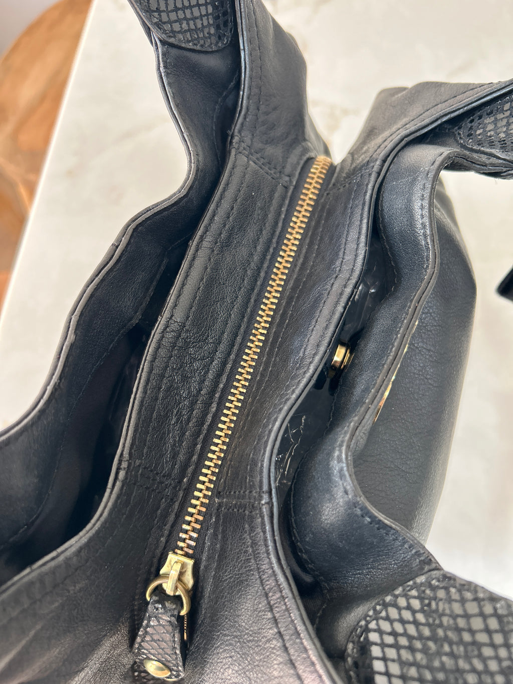 Vintage Coach black leather shoulder bag