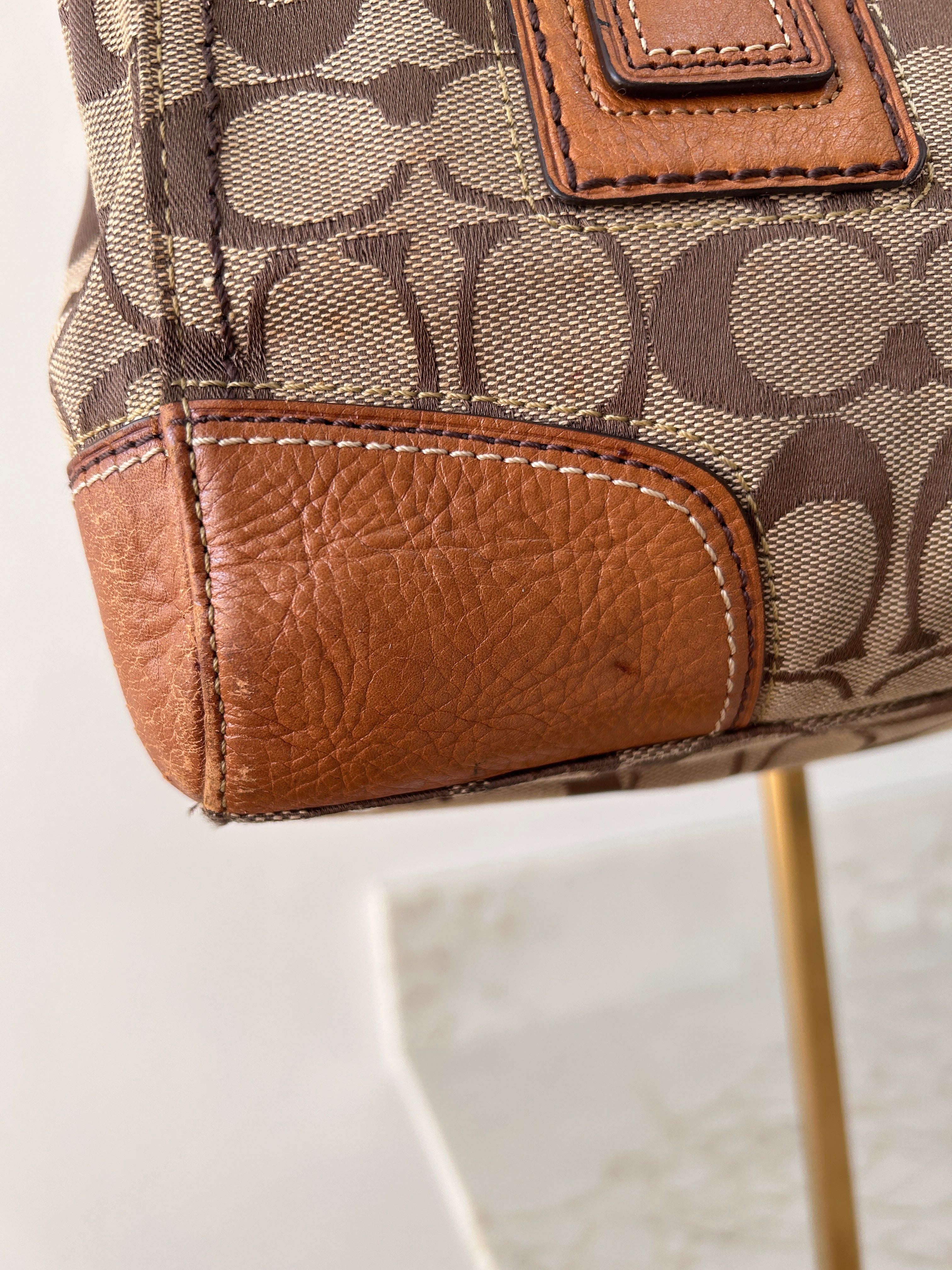 Vintage Coach Hampton shoulder bag
