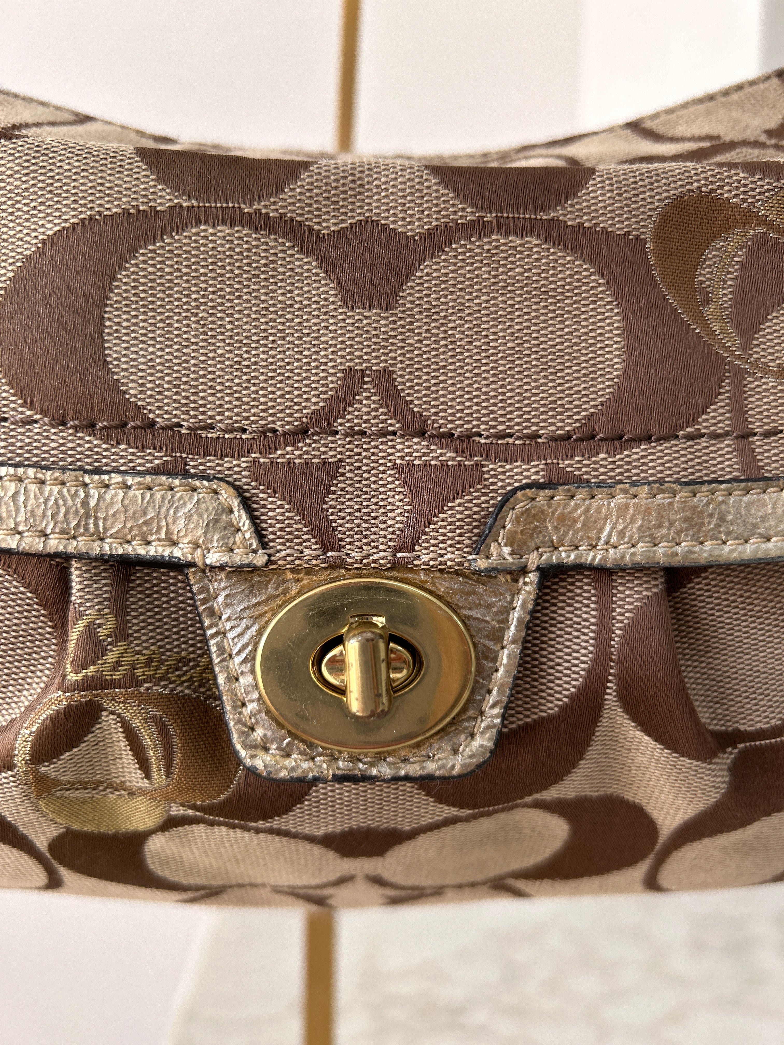 Vintage Coach shoulder bag