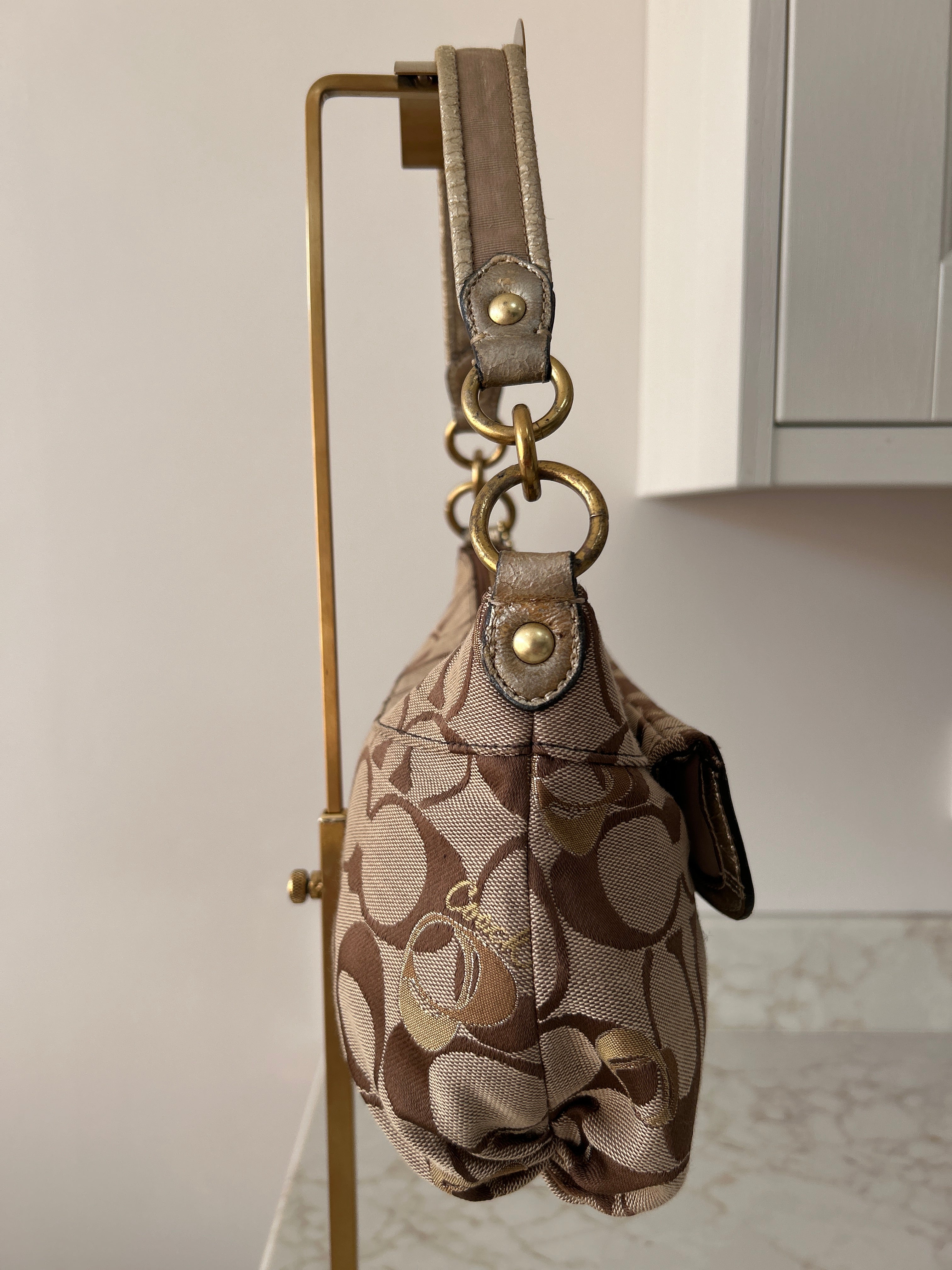 Vintage Coach shoulder bag