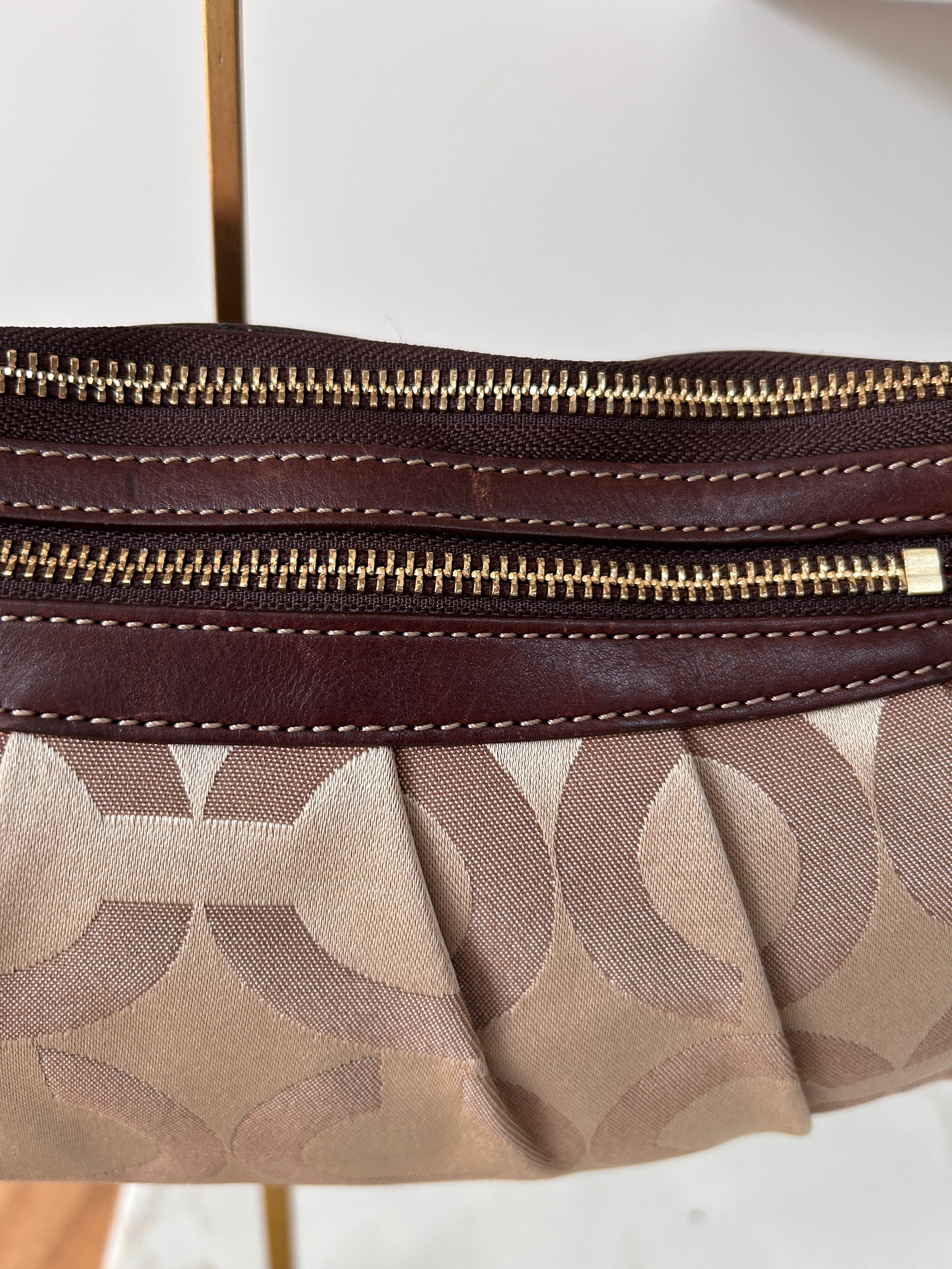 Vintage Coach shoulder bag