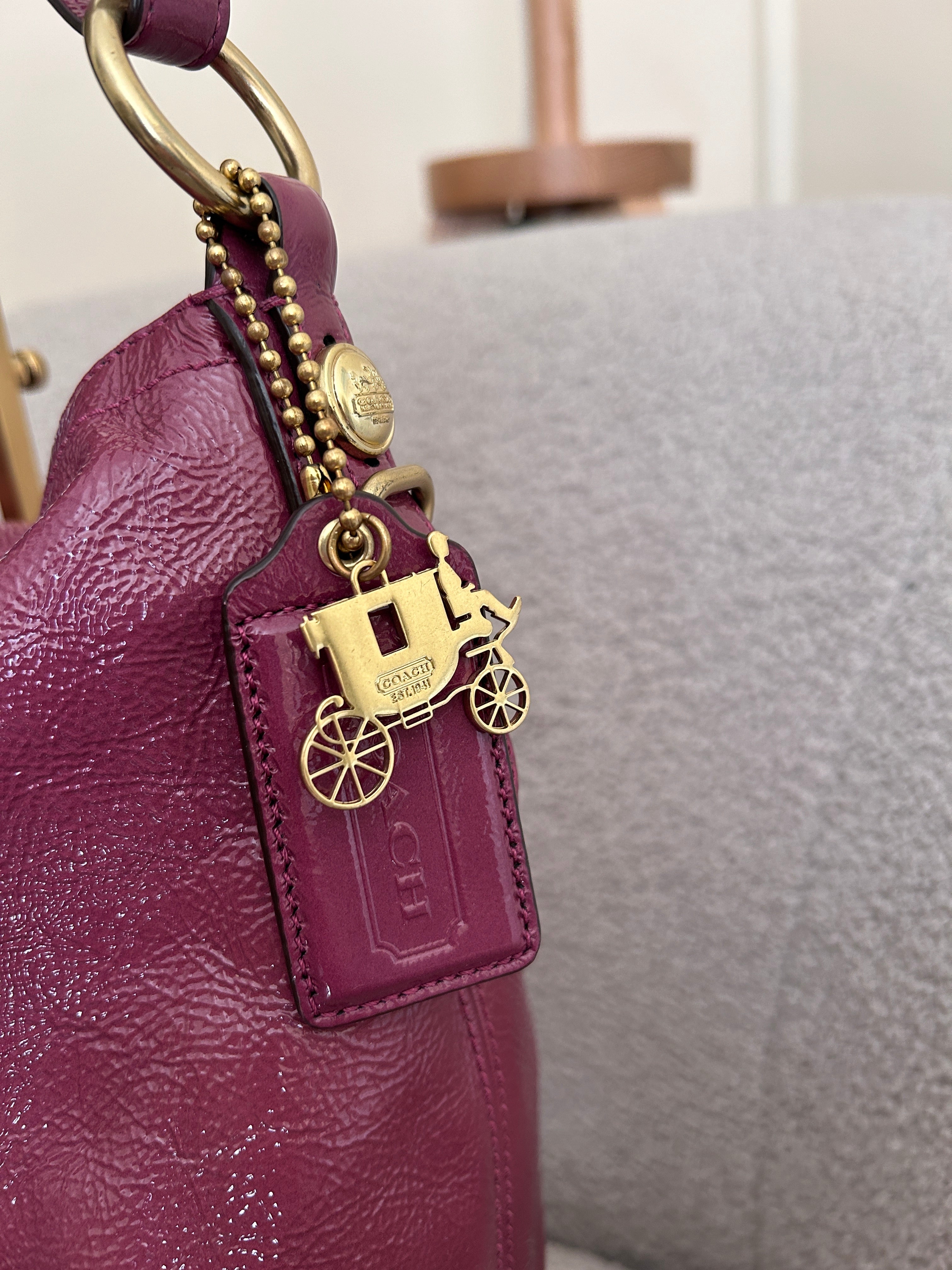 Vintage Coach patent leather shoulder bag