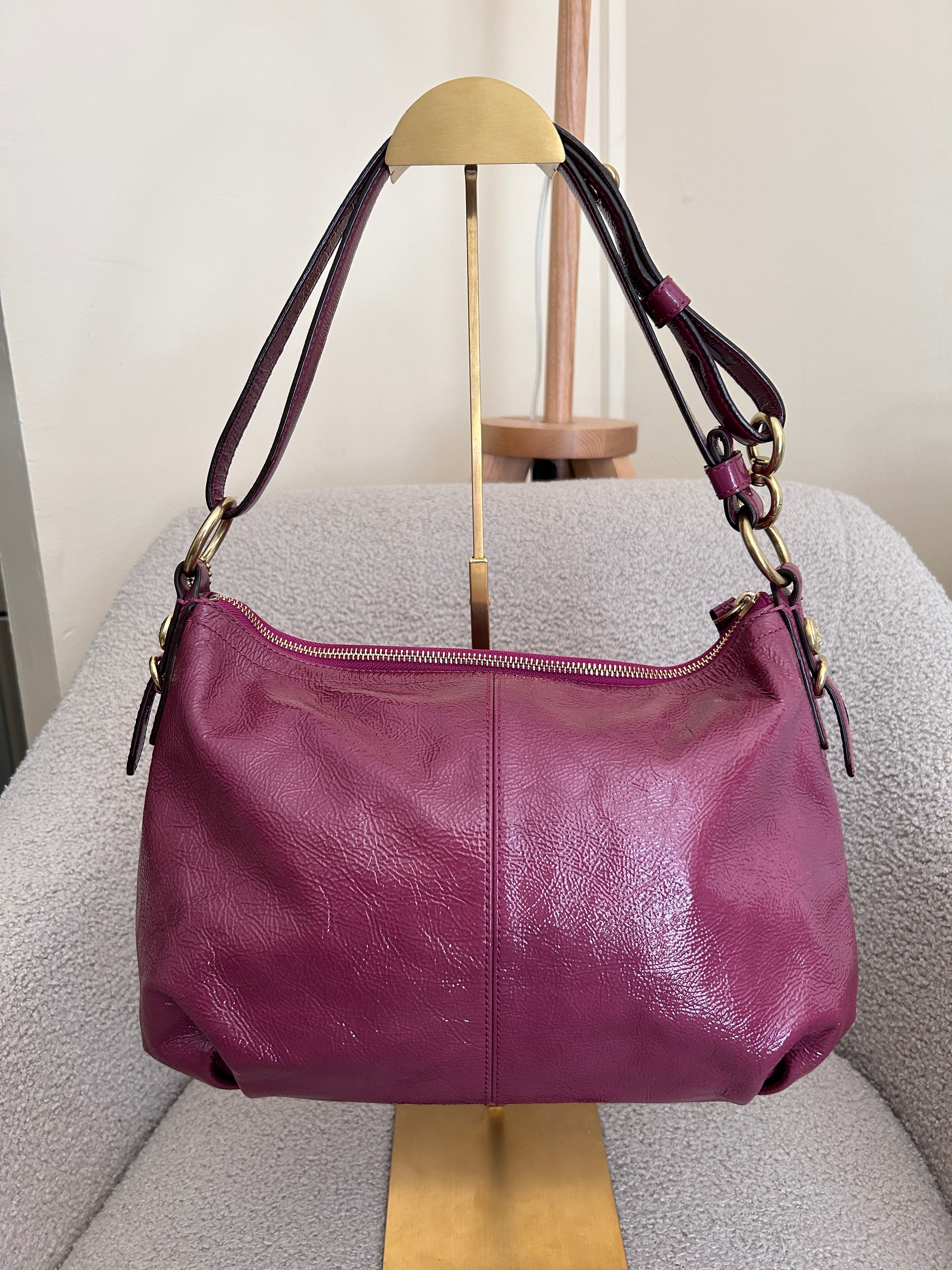 Vintage Coach patent leather shoulder bag